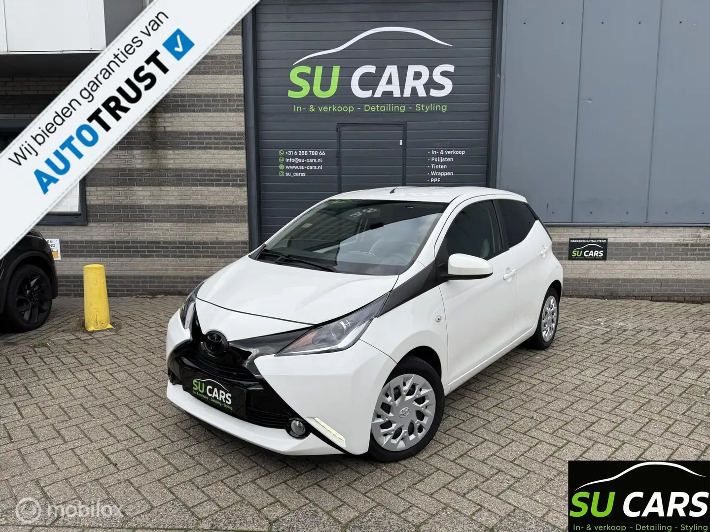 Toyota Aygo 1.0 VVT-i x-play NAP|Camera|Airco|Bluetooth Wit - 1