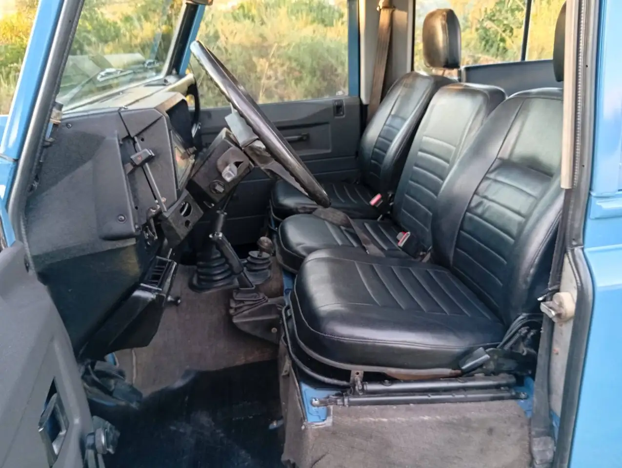 Land Rover Defender 90 2.5 td Hard Top, foto 12