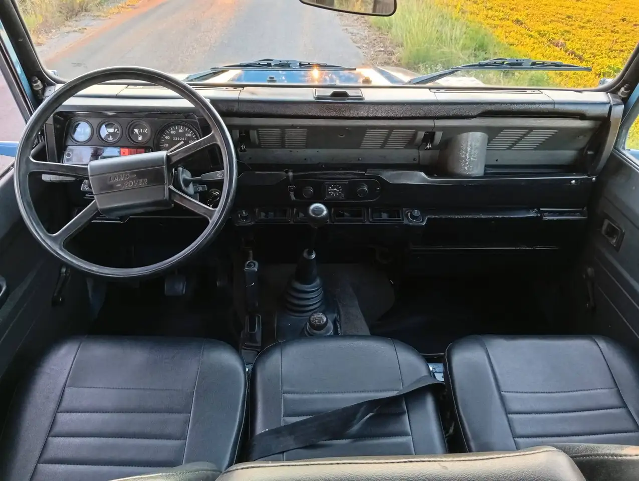 Land Rover Defender 90 2.5 td Hard Top, foto 7