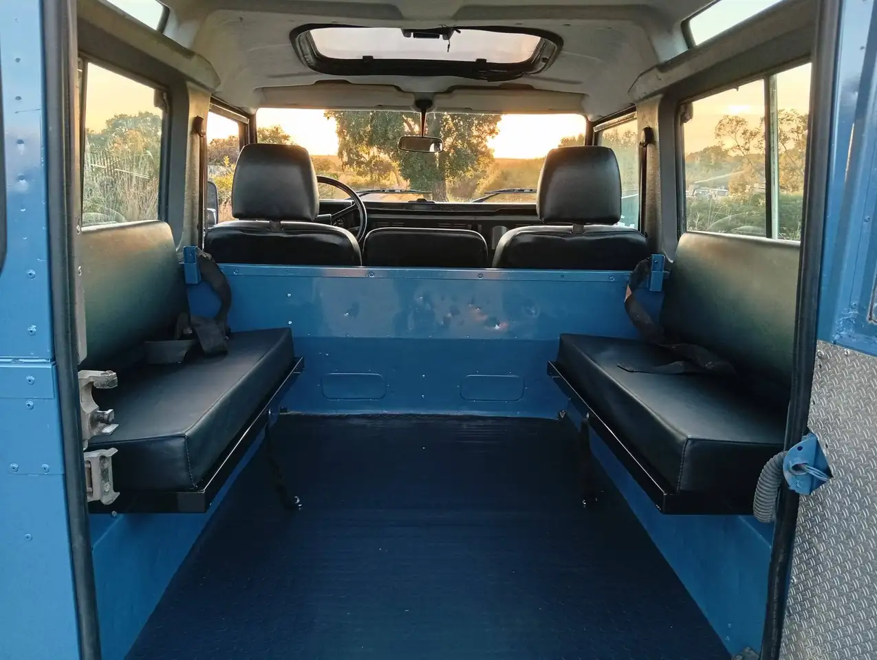 Land Rover Defender 90 2.5 td Hard Top, foto 9
