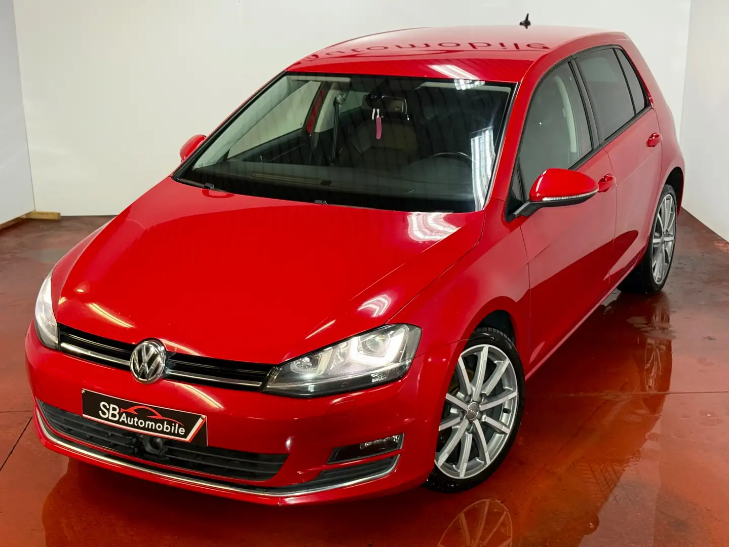 Volkswagen Golf 2.0 CR TDi Highline DSG/MASSAGE/BI-XENON/GARANTIE/ Rood - 2