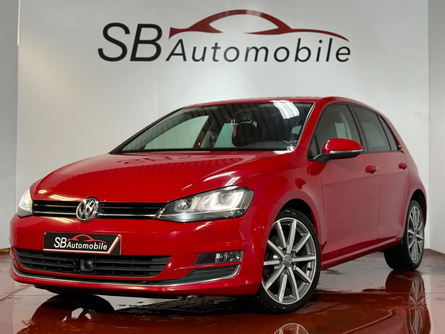 Volkswagen Golf 2.0 CR TDi Highline DSG/MASSAGE/BI-XENON/GARANTIE/ Rood - 1