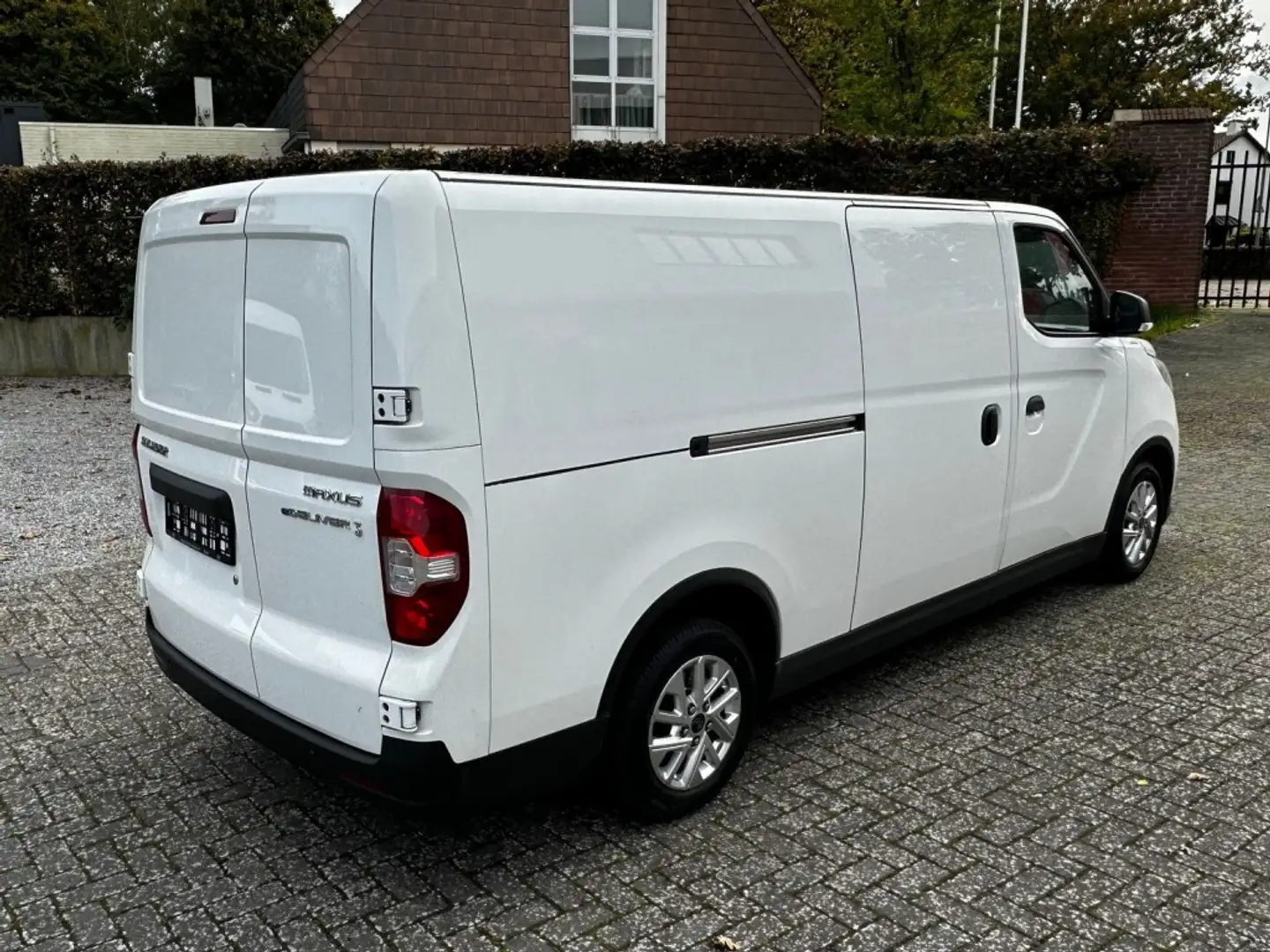 Maxus eDeliver 3 e-DELIVER 3 L2  LWB Wit - 2