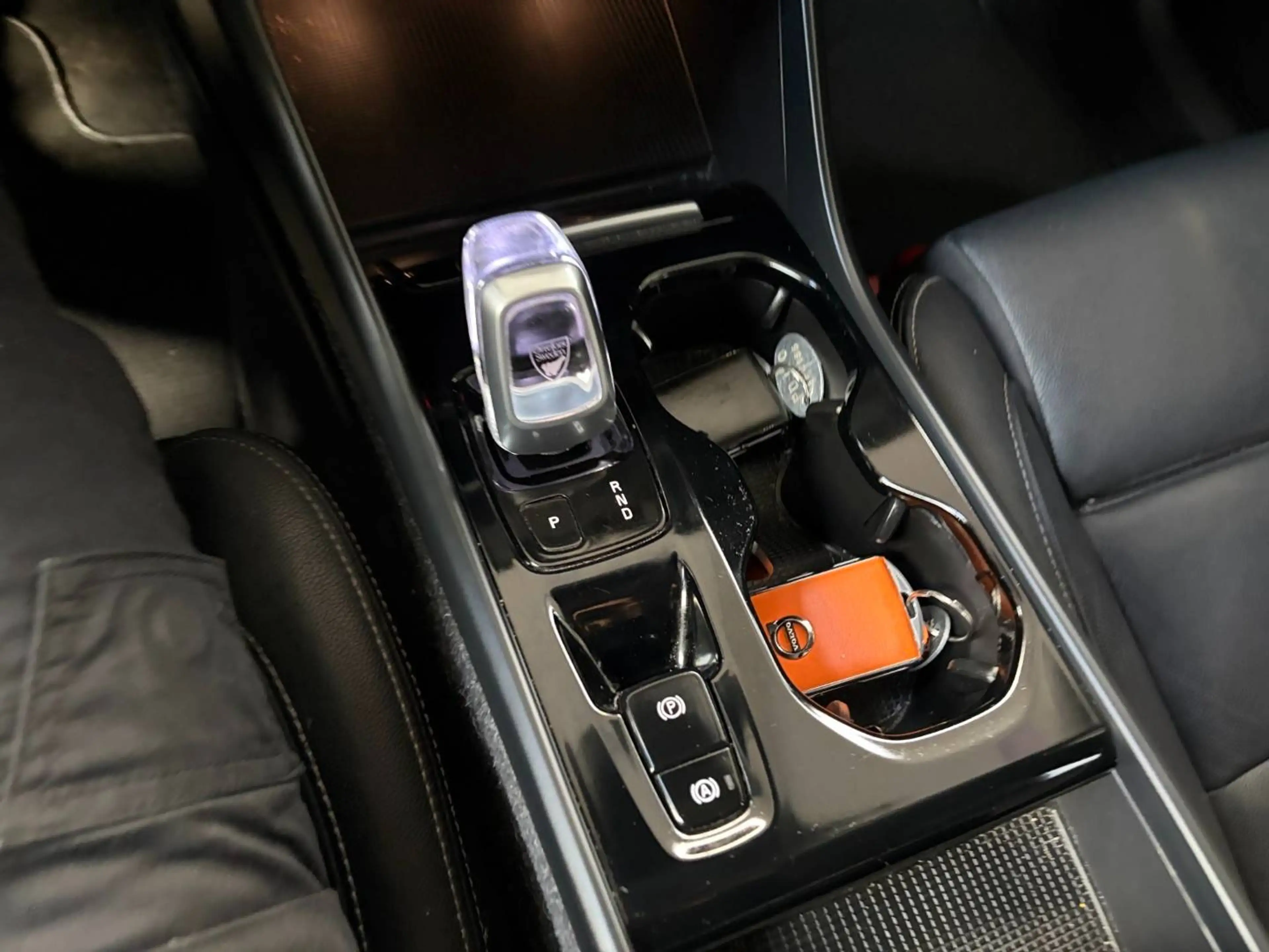 Volvo XC40 XC40 1.5 T5 PHEV Inscription — photo 9