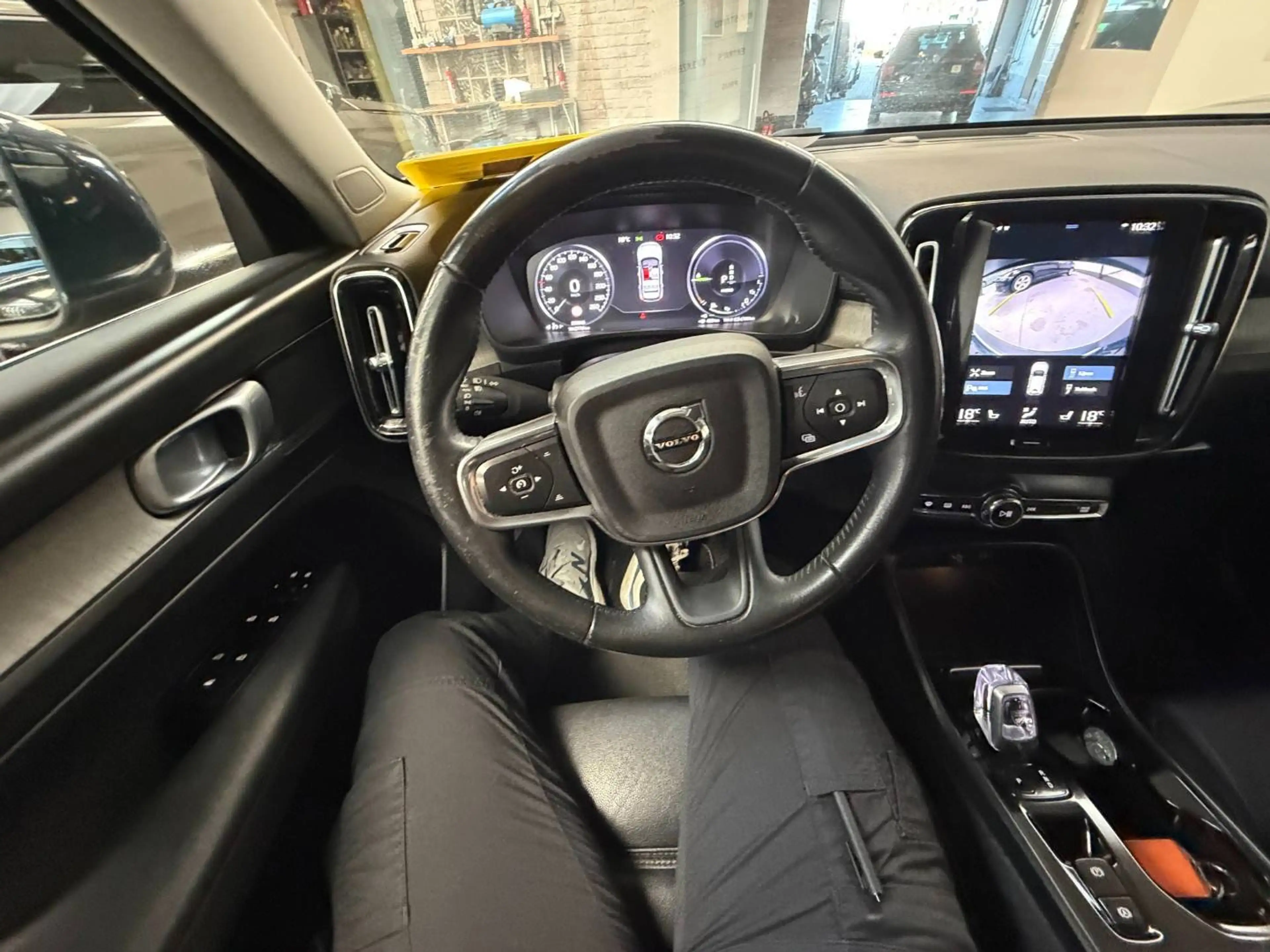 Volvo XC40 XC40 1.5 T5 PHEV Inscription — photo 6