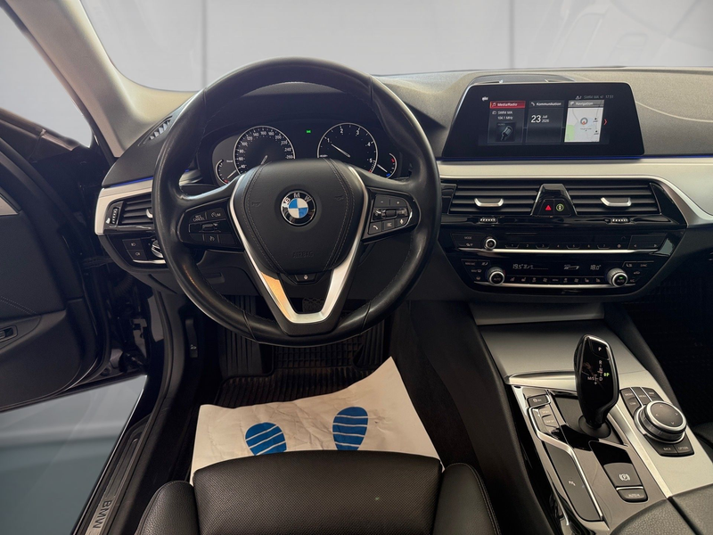 BMW 520 d Touring*RFK*STZBLFT*SHZ*AHK* — photo 12