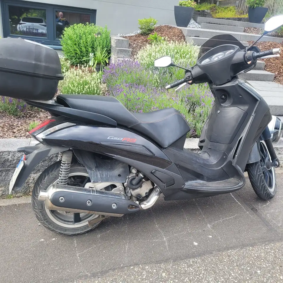 Peugeot Geopolis 400