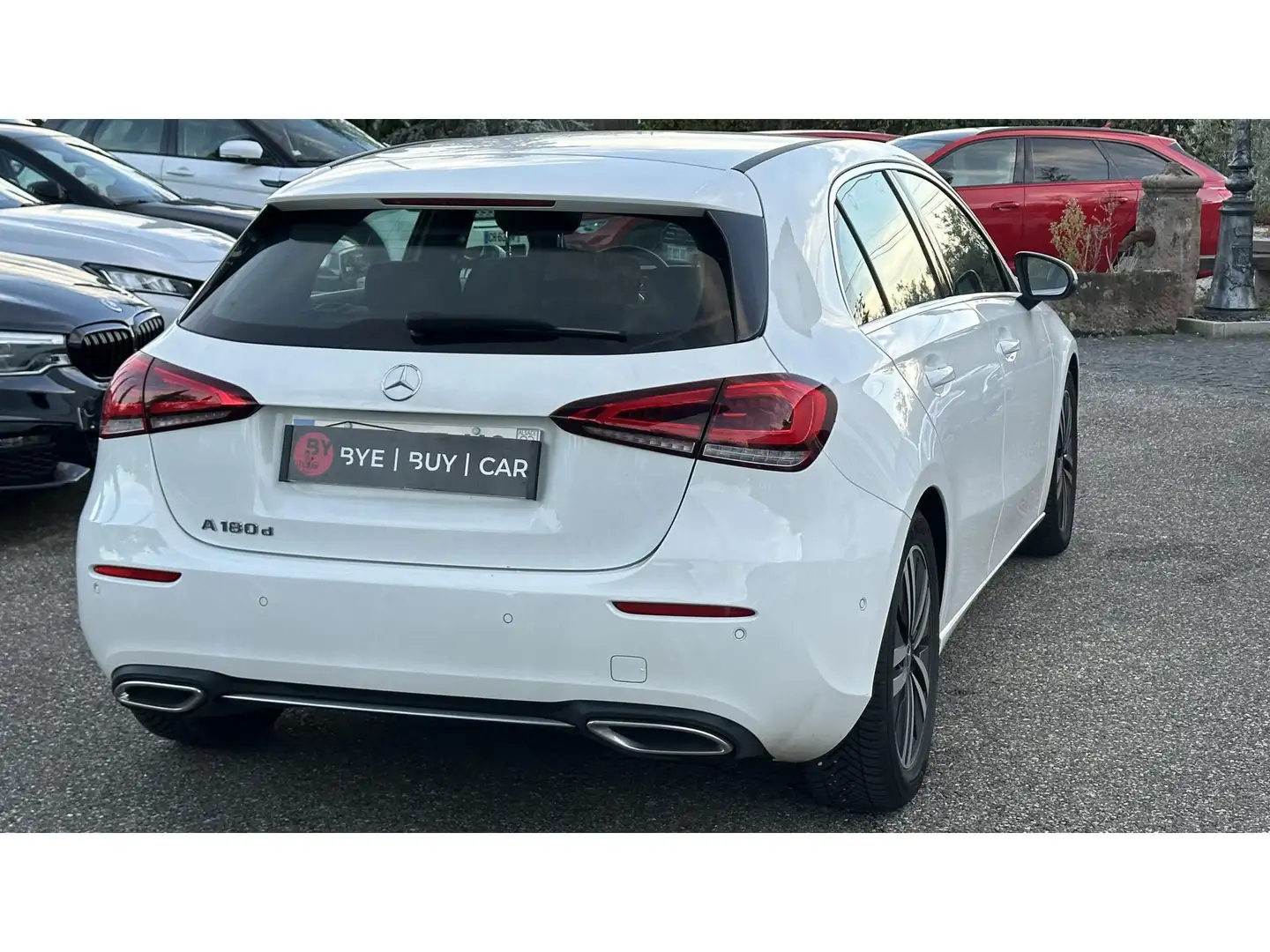 Mercedes-Benz A 180 180 d 8G-DCT  Progressive Line - GARANTIE 12 MOIS Blanc - 2