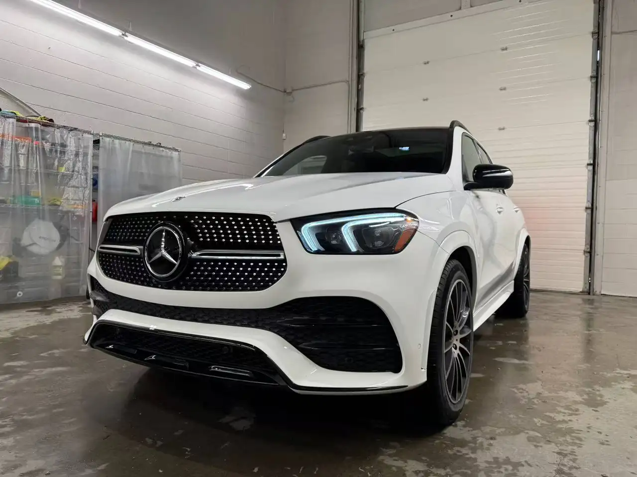 Mercedes-Benz GLE photo Mercedes-Benz GLE