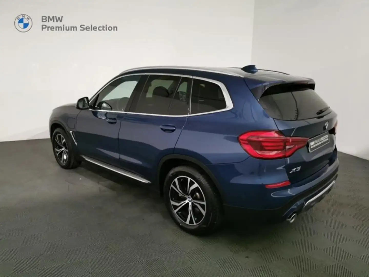 BMW X3 xDrive30eA 292ch Luxury 10cv Bleu - 2