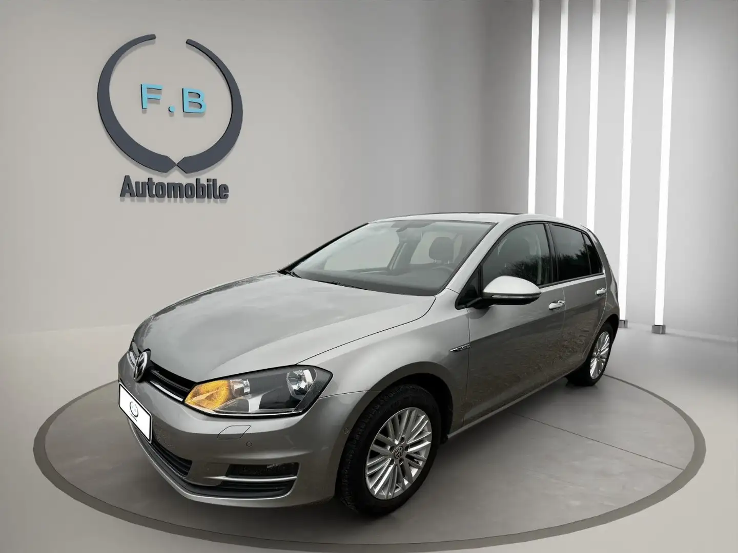 Volkswagen Golf VII Lim. Cup BMT/SHZ/SEHR GEPFLEGT/UVM.. Silber - 2