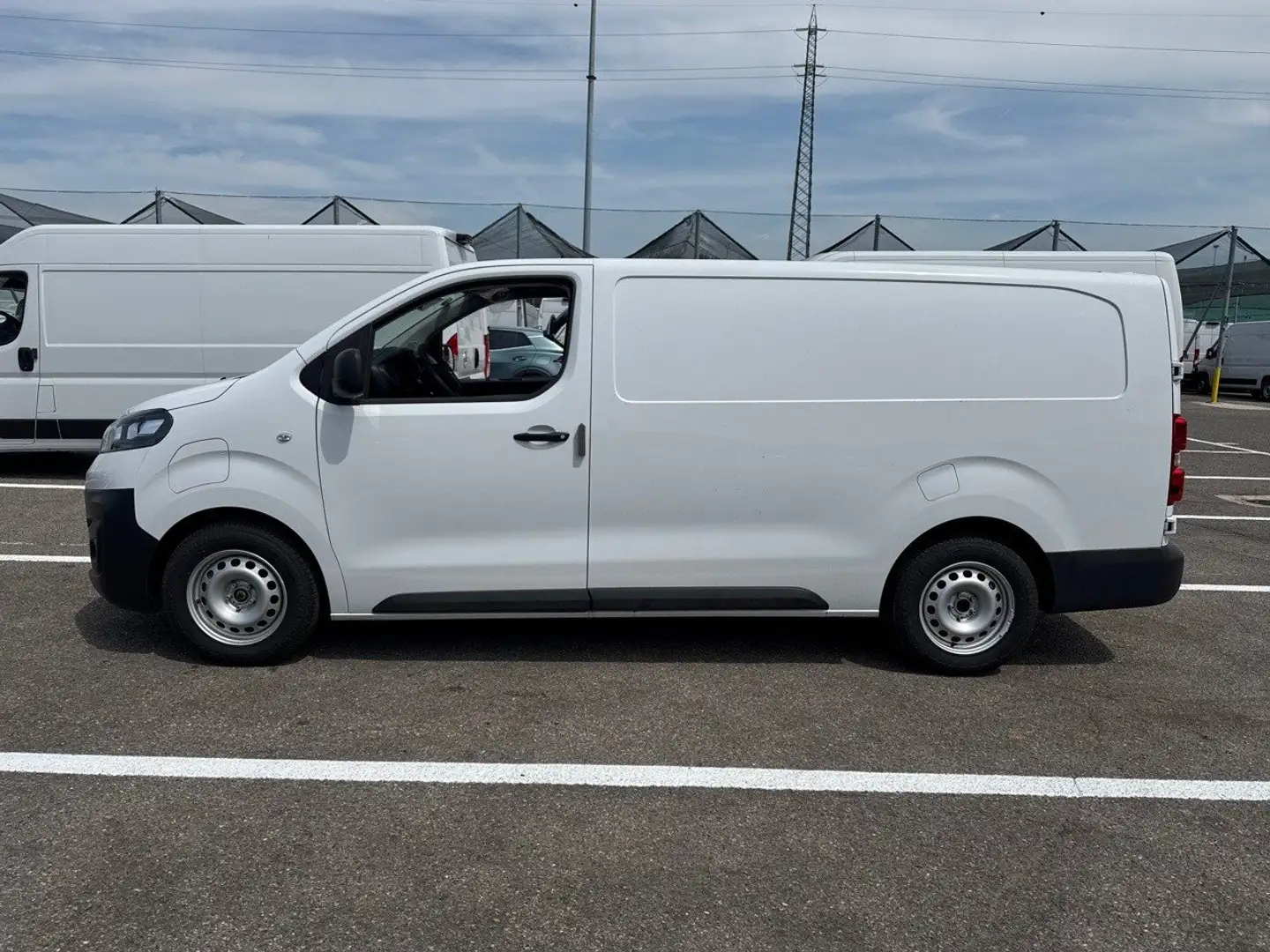 Opel Vivaro 50 kWh L3H1 e-Enjoy Bianco - 2
