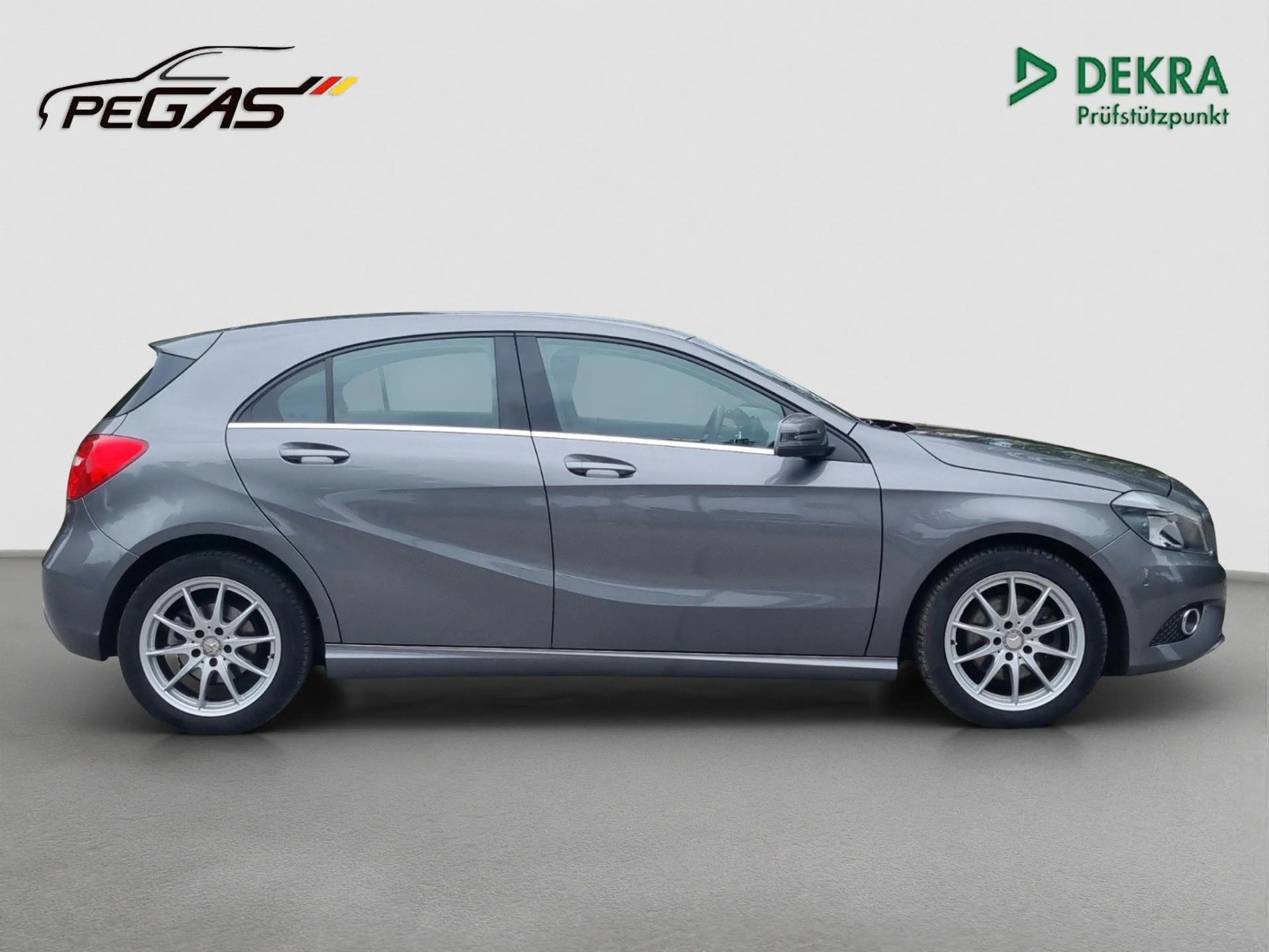 Mercedes-Benz A 180 A180 BlueEfficiency Urban  TÜV/SERVICE/GARANTIE — photo 8