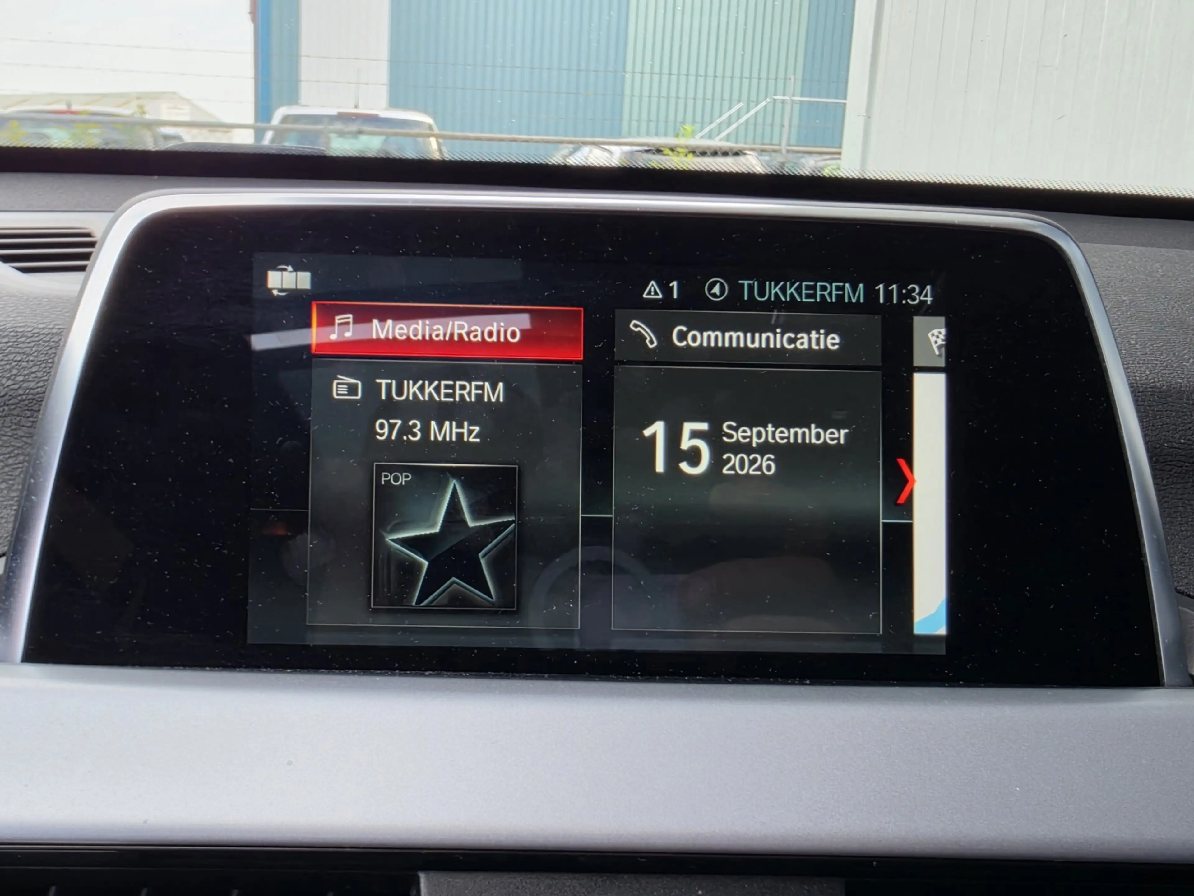 BMW X1 SDrive16d Executive|Panoramadak|LED|Stoelverwarmin — photo 10