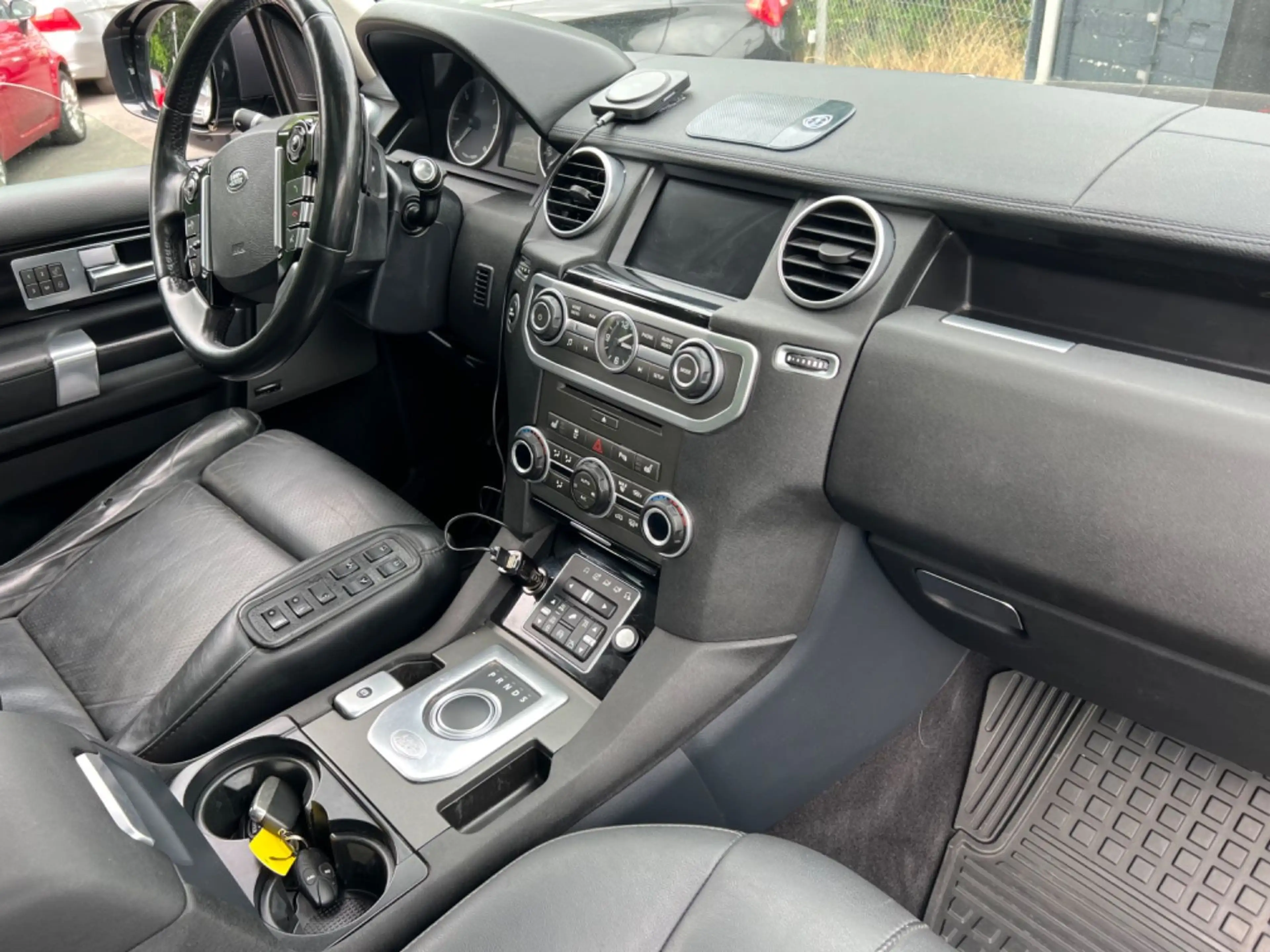 Land Rover Discovery 4 SDV6 HSE 7xSitzplätze — photo 9