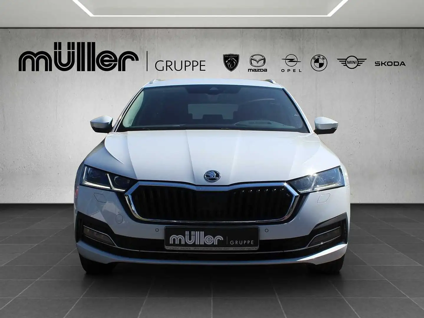 Skoda Octavia Combi 1.5 TSI Style Blanco - 2