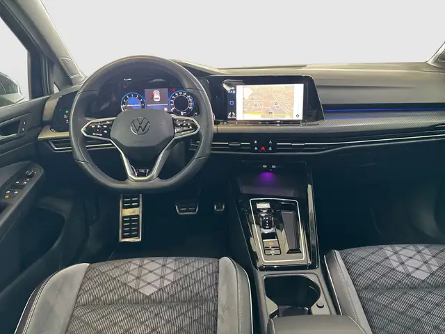 Volkswagen Golf view 11