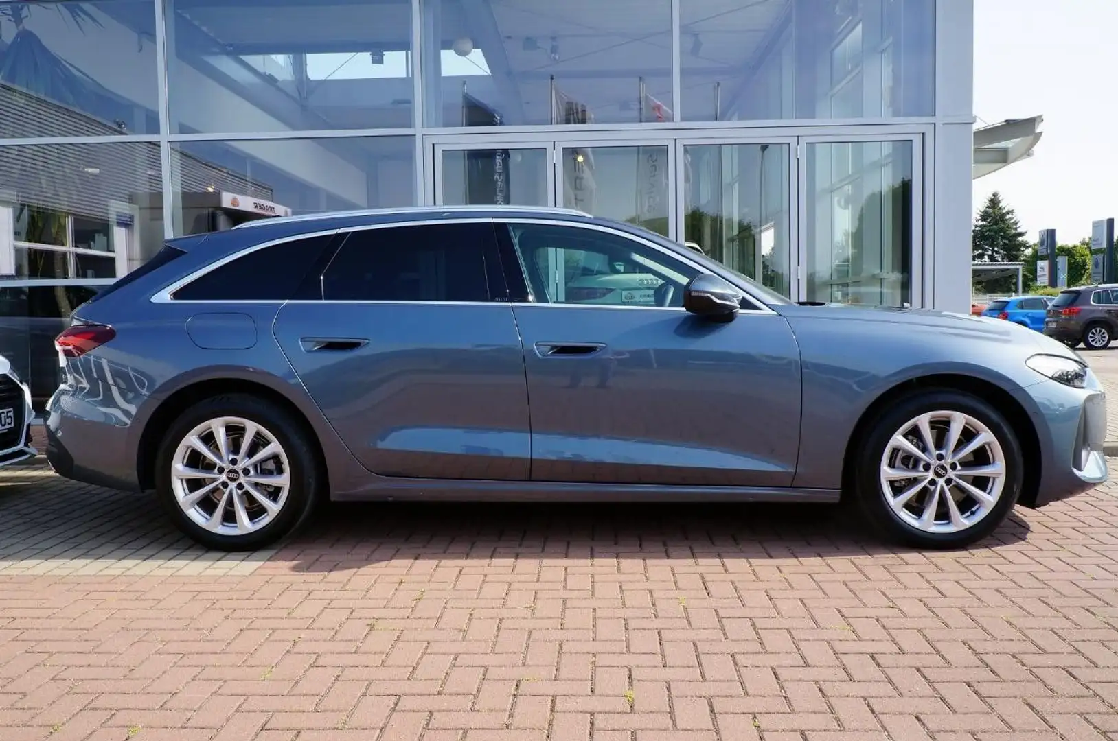 Audi A5 Avant 2.0 TFSI S tronic AHK,Kamera,LED,Navi Blau - 2