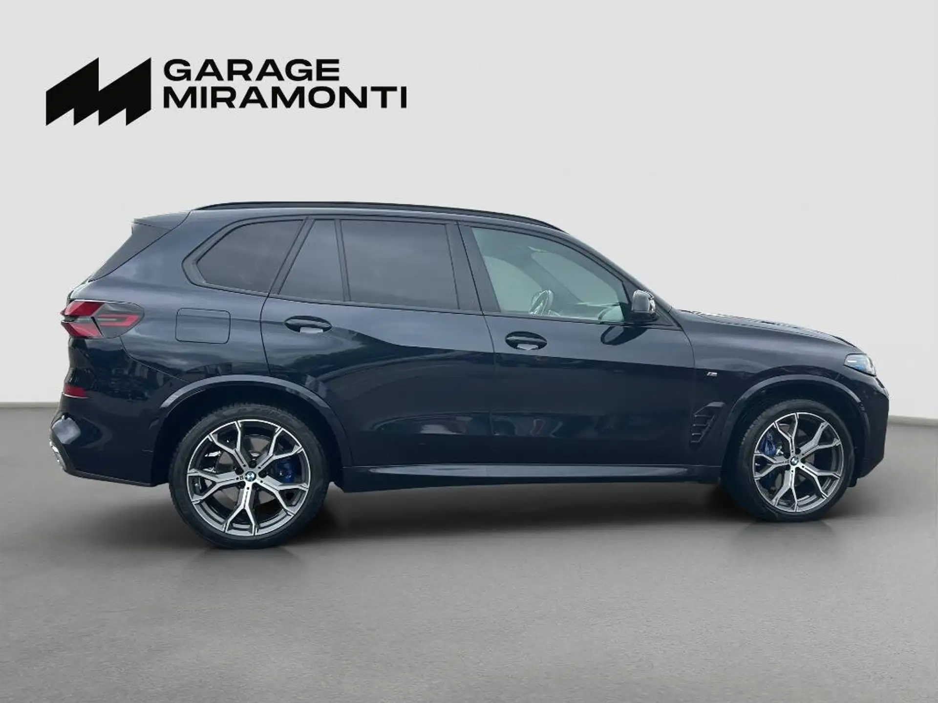 BMW X5 2024 네이비 사진 6