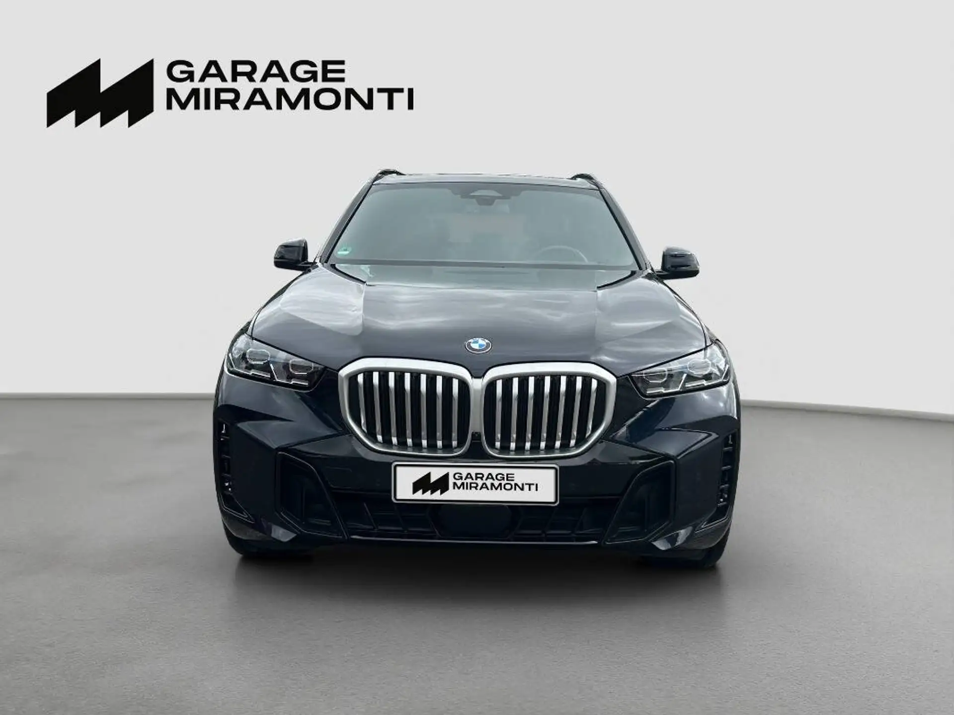 BMW X5 2024 네이비 사진 2