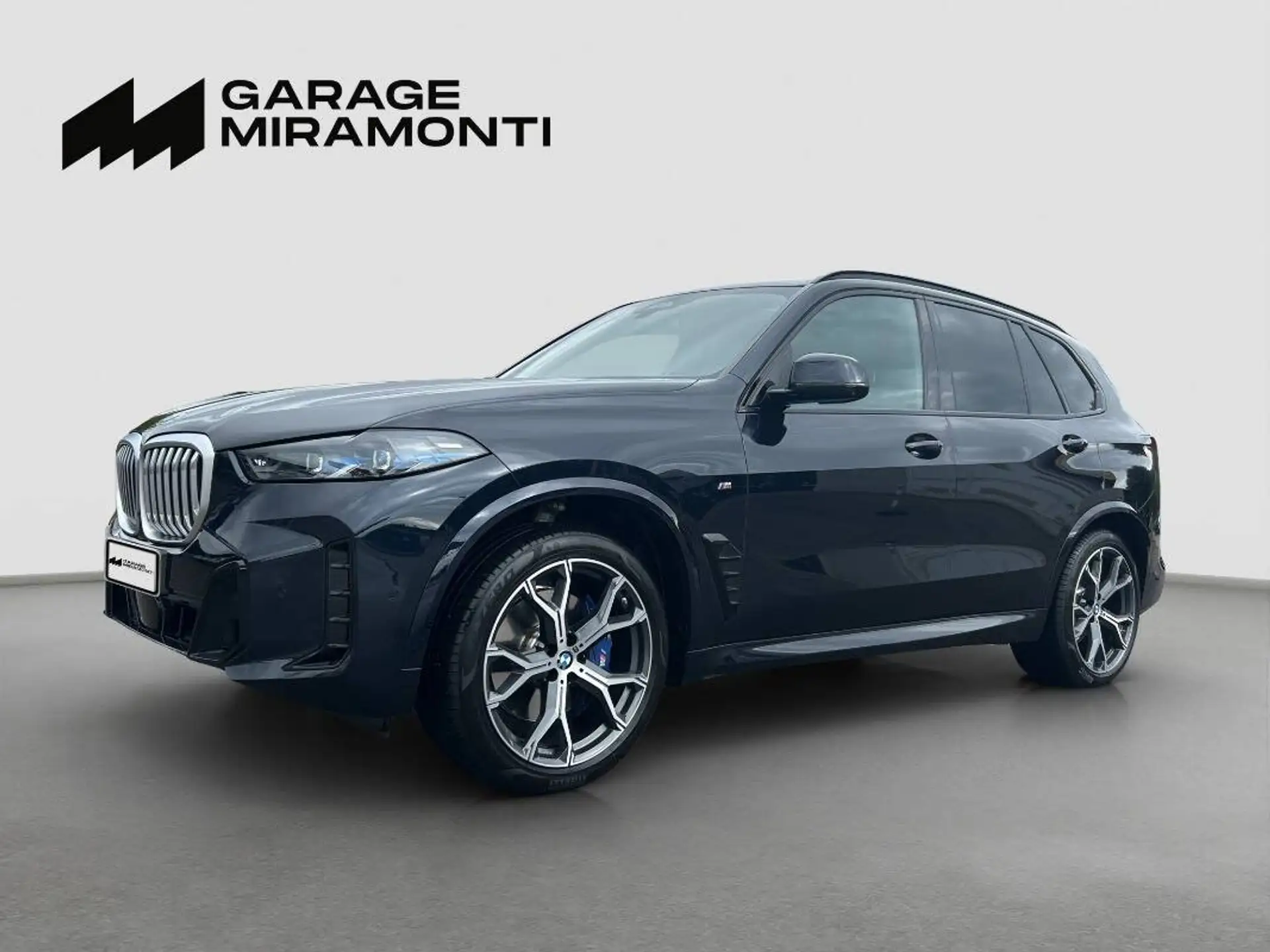 BMW X5 2024 네이비 사진 1