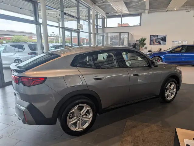 BMW X2 view 10