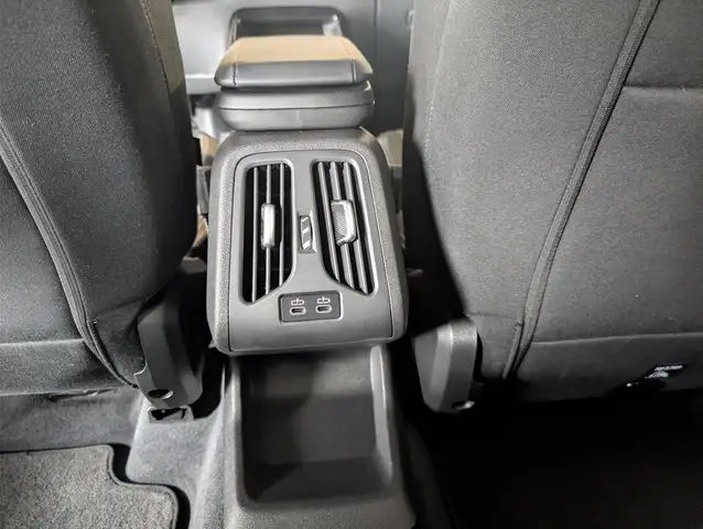 BMW X2 view 22
