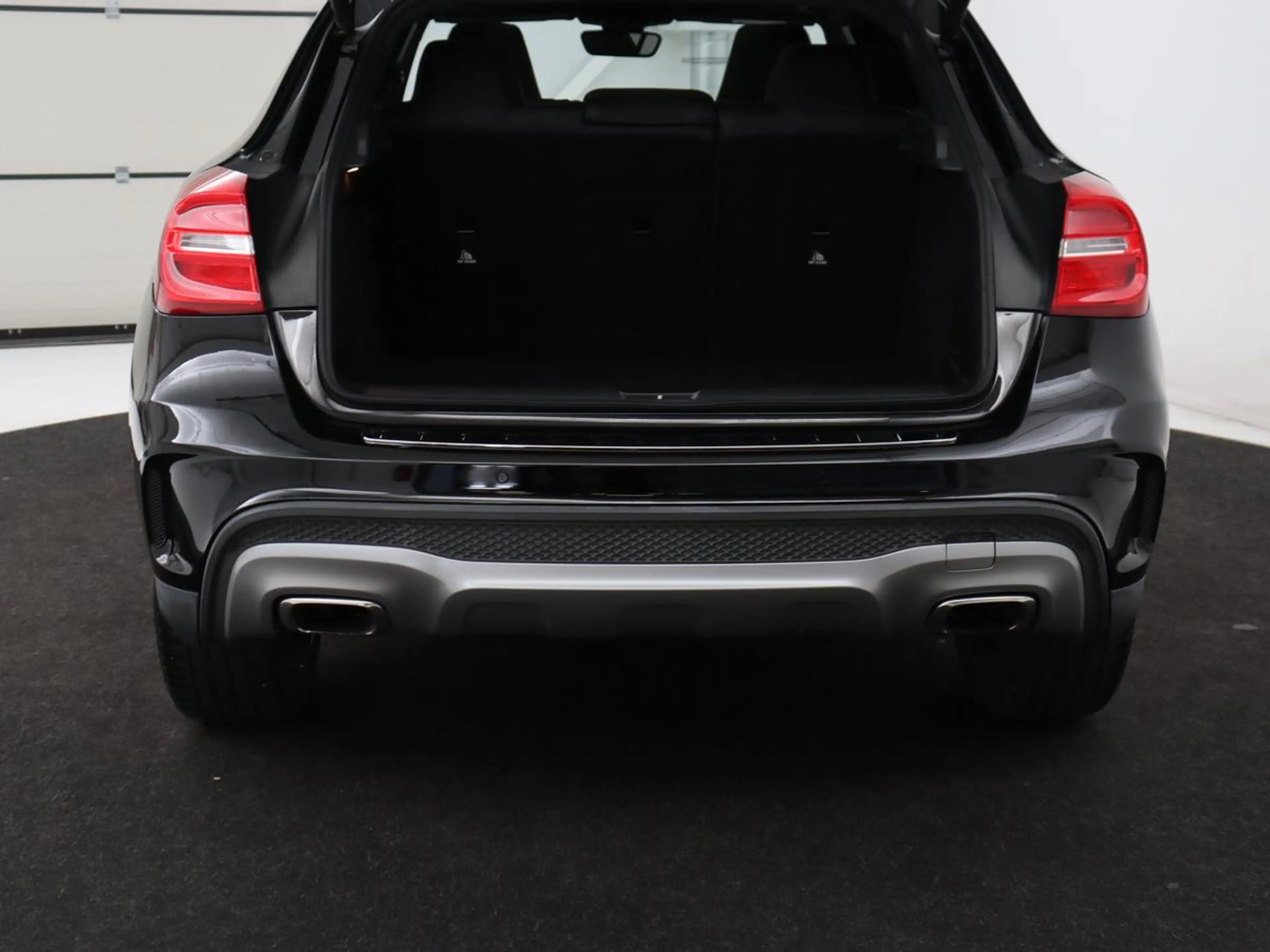 Mercedes-Benz GLA 200 AMG Line | Panoramadak | Stoelverwarming | Leder/A — photo 12