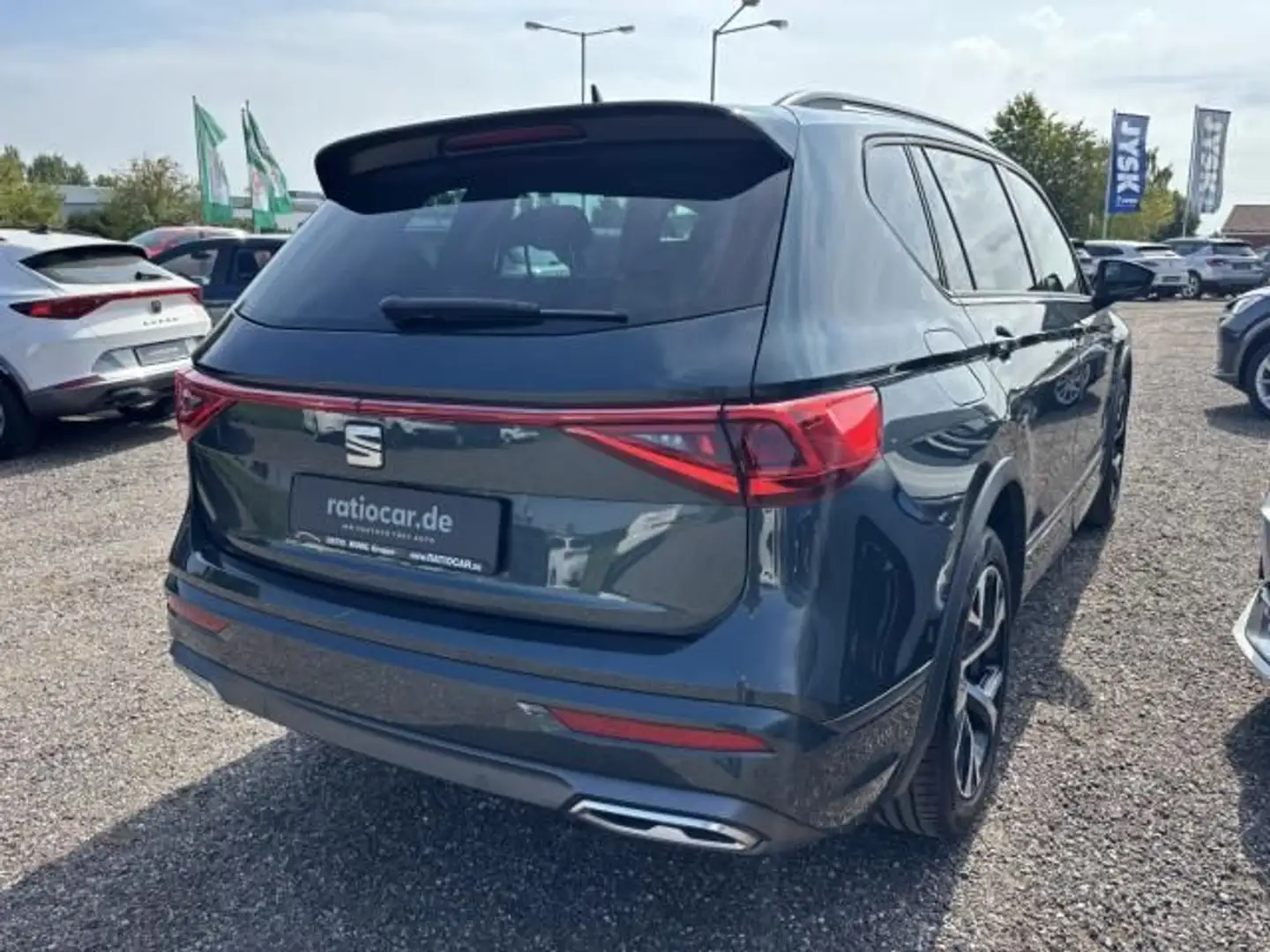 SEAT Tarraco TARRACO FR 1.5 TSI ACT PANORAMADACH NAVI EPH Vert - 2
