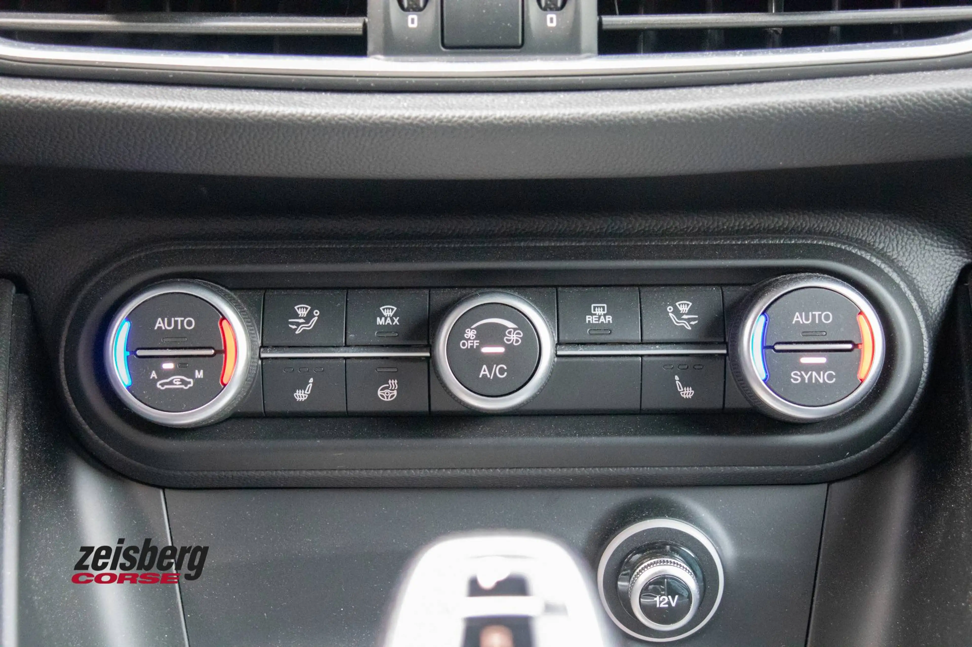 Alfa Romeo Stelvio Veloce 2.0 Q4-AT8 Scheckheft/21" — photo 13