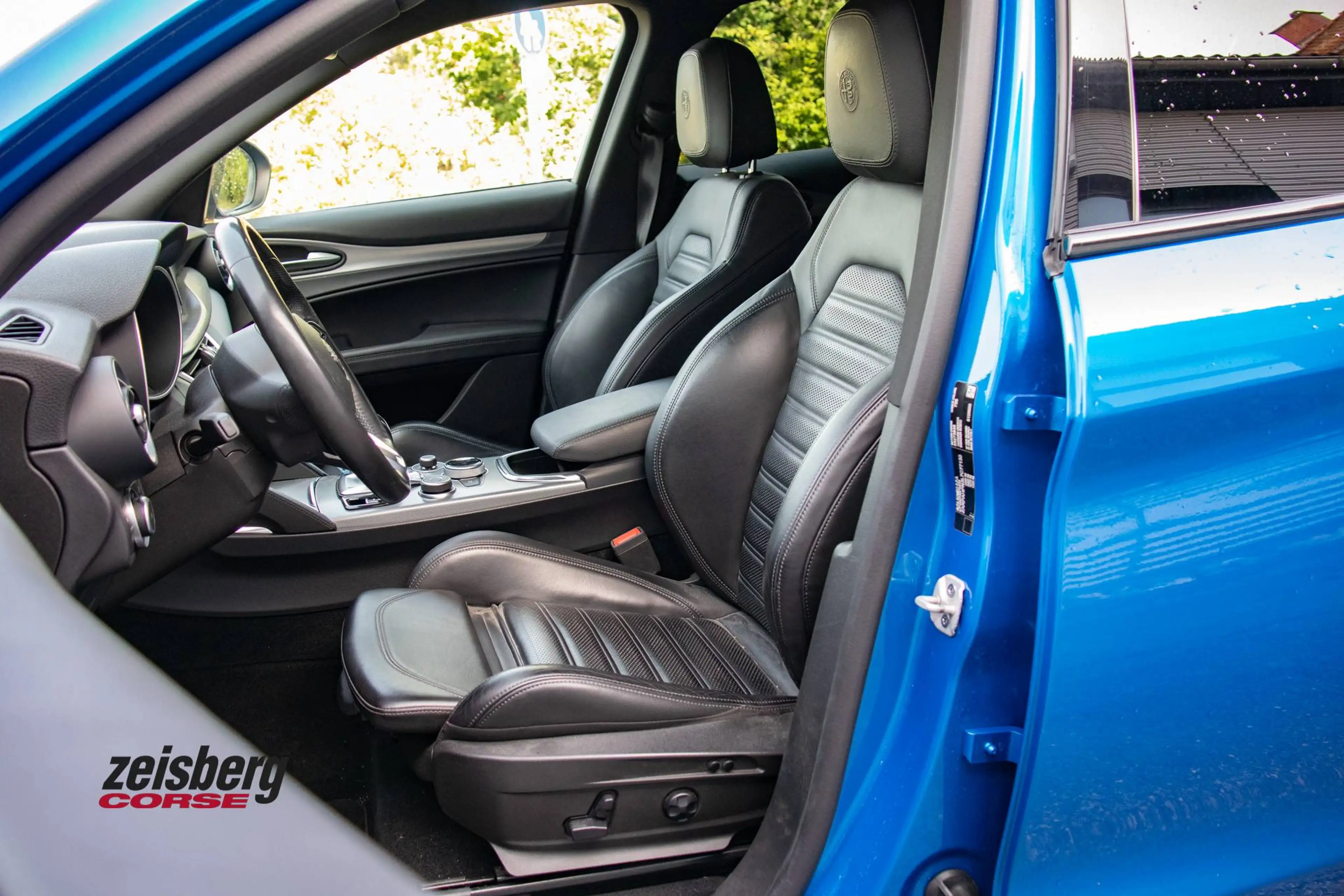 Alfa Romeo Stelvio Veloce 2.0 Q4-AT8 Scheckheft/21" — photo 10