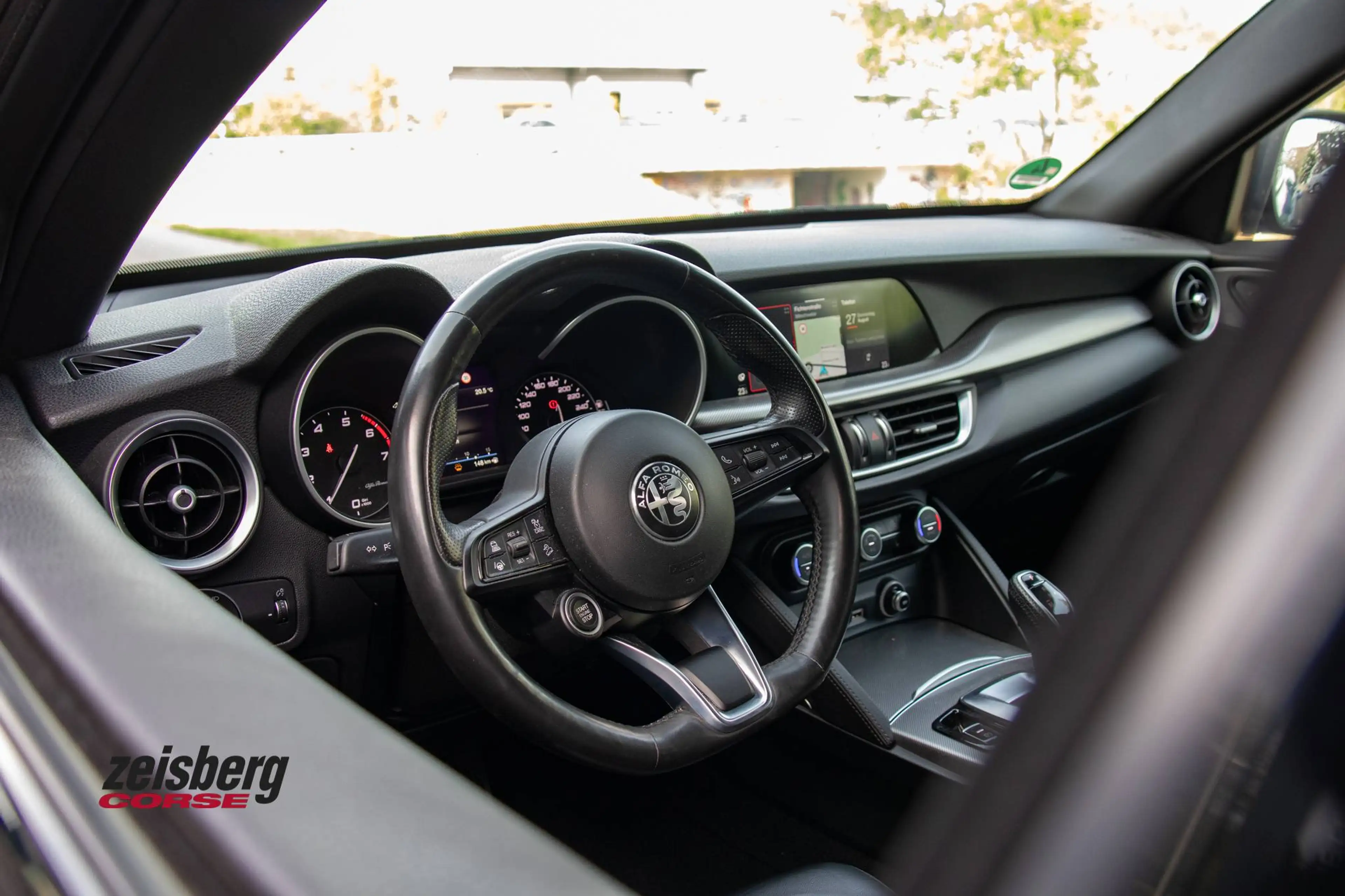 Alfa Romeo Stelvio Veloce 2.0 Q4-AT8 Scheckheft/21" — photo 9