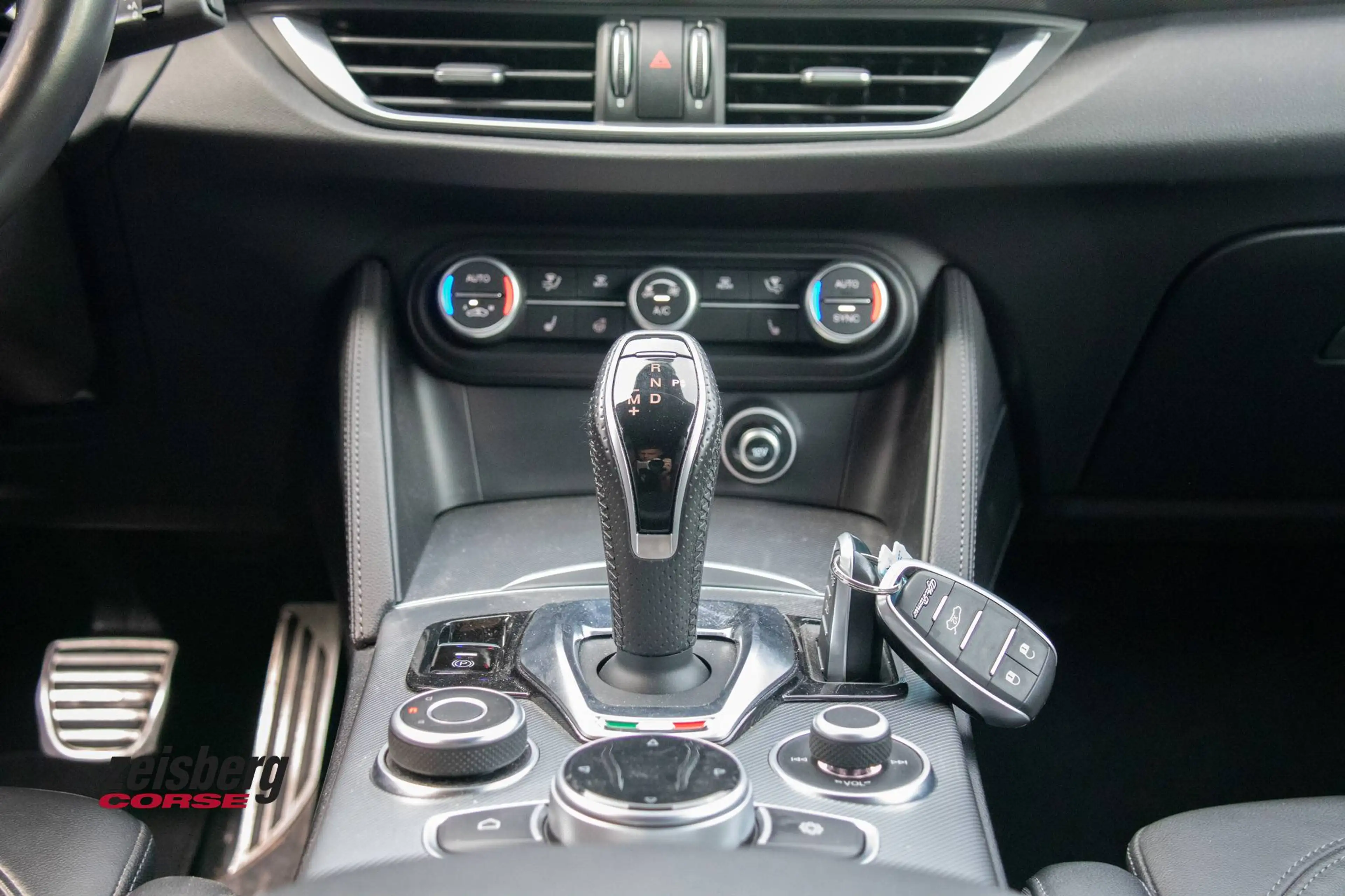 Alfa Romeo Stelvio Veloce 2.0 Q4-AT8 Scheckheft/21" — photo 14