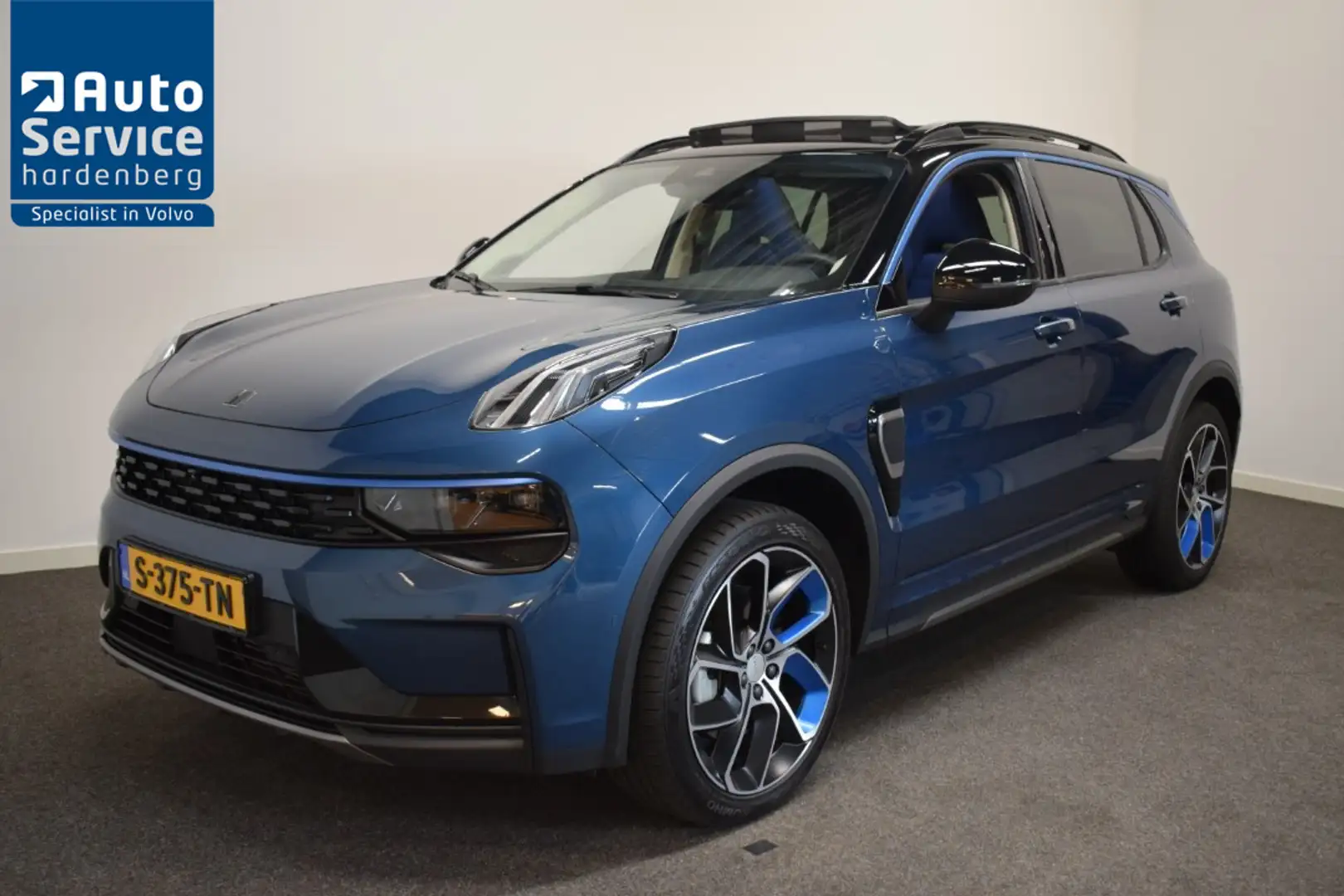 Lynk & Co 01 1.5 261pk AUT7 PHEV 72km Elec. Pano/ Adapt./ 360 C Blau - 1