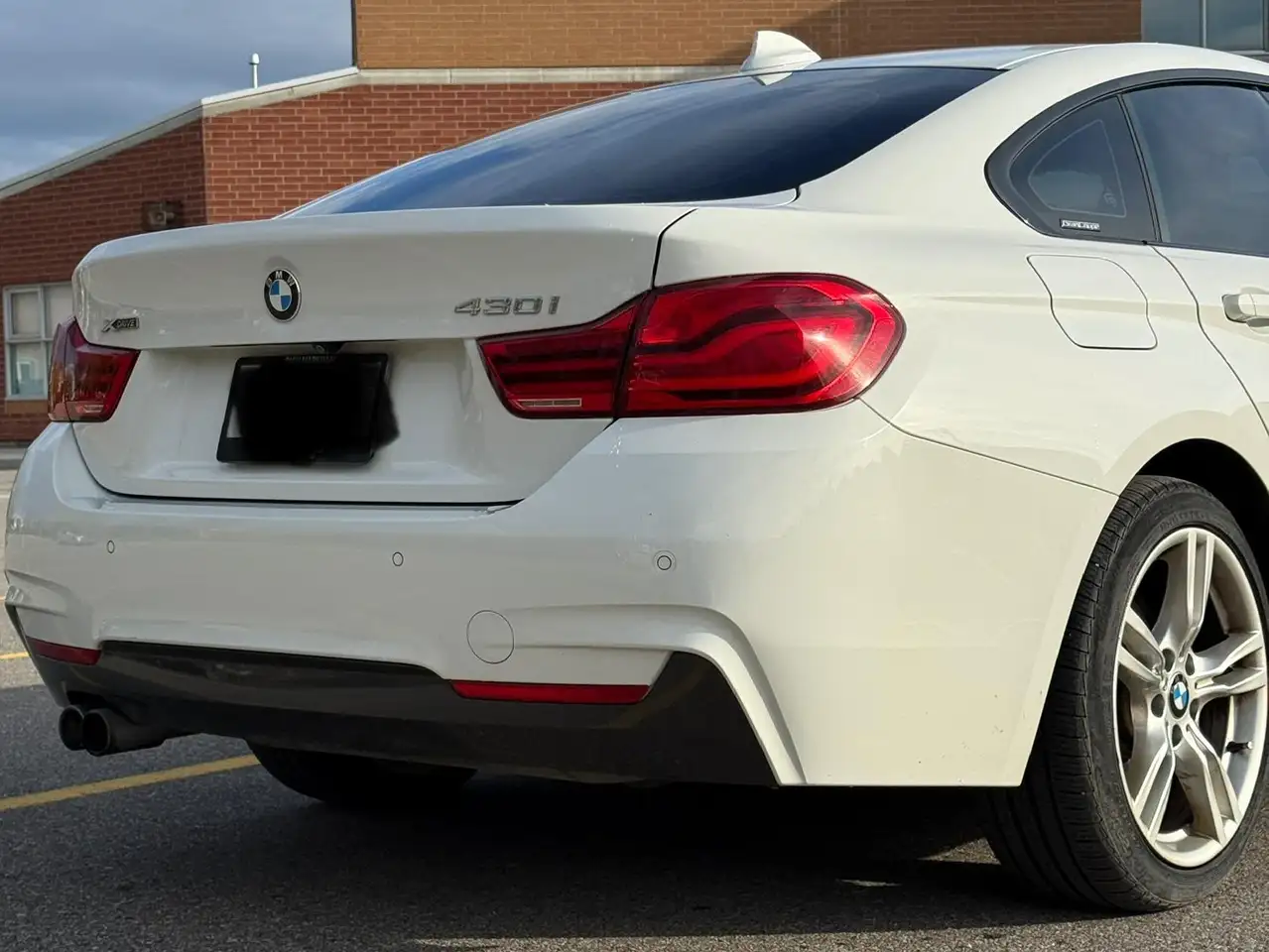 BMW 4 Series снимка BMW 4 Series
