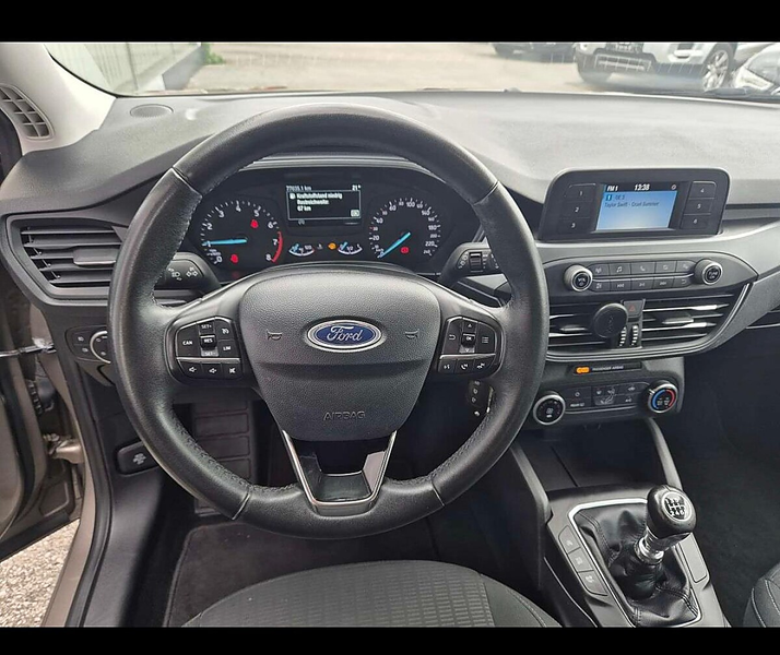 Ford Focus Traveller 1,0 EcoBoost Trend Edition — photo 7