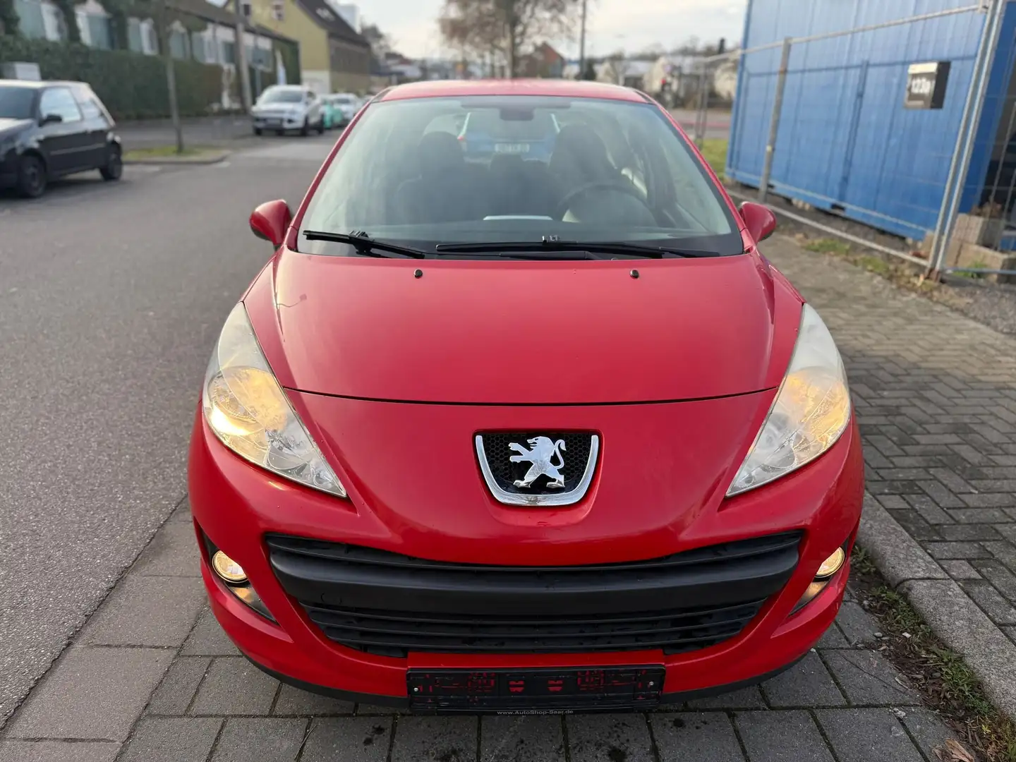 Peugeot 207 207 70 HDi FAP Tendance Rot - 2