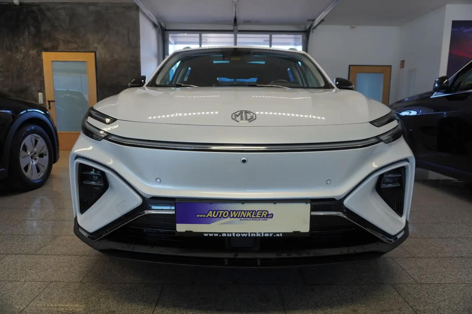 MG Marvel R Luxury Weiß - 2