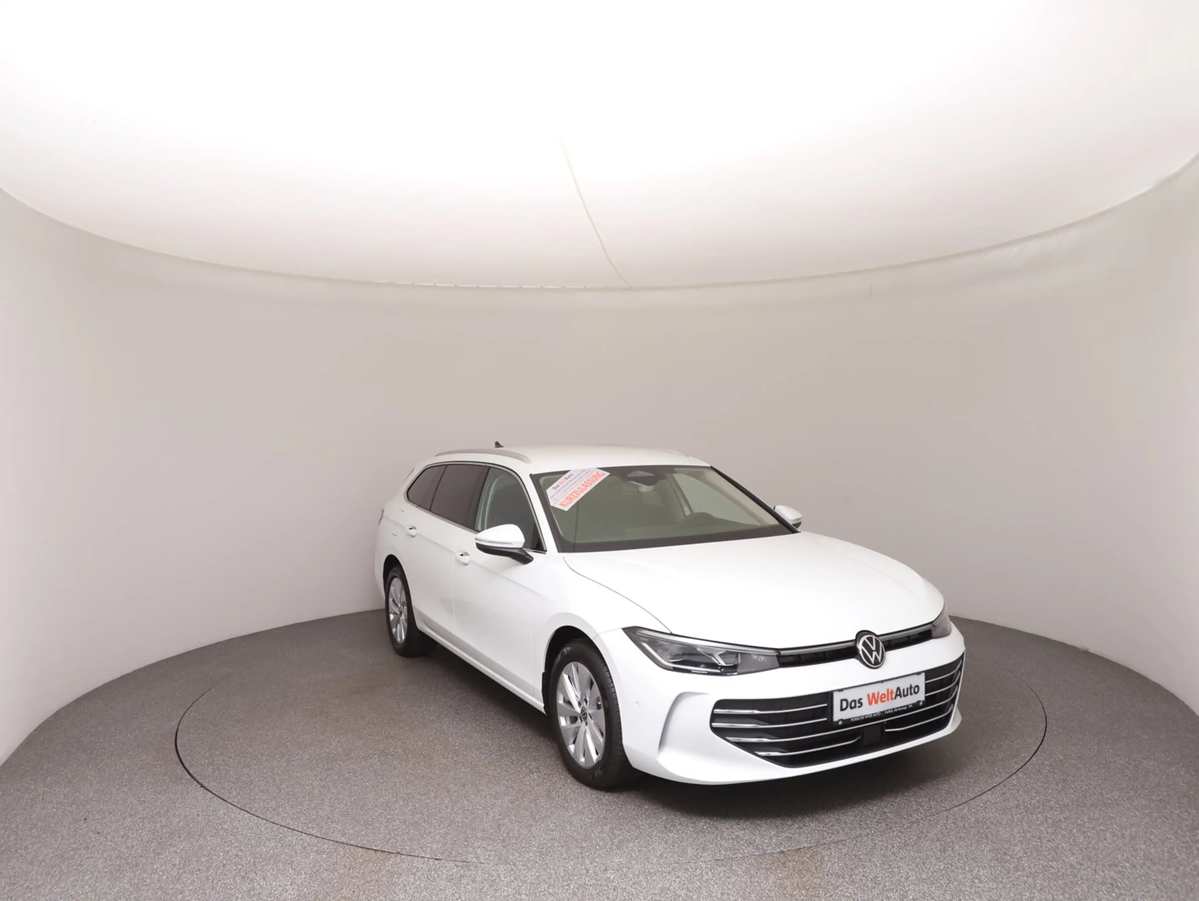 Volkswagen Passat Variant Business eHybrid 150kW — photo 3