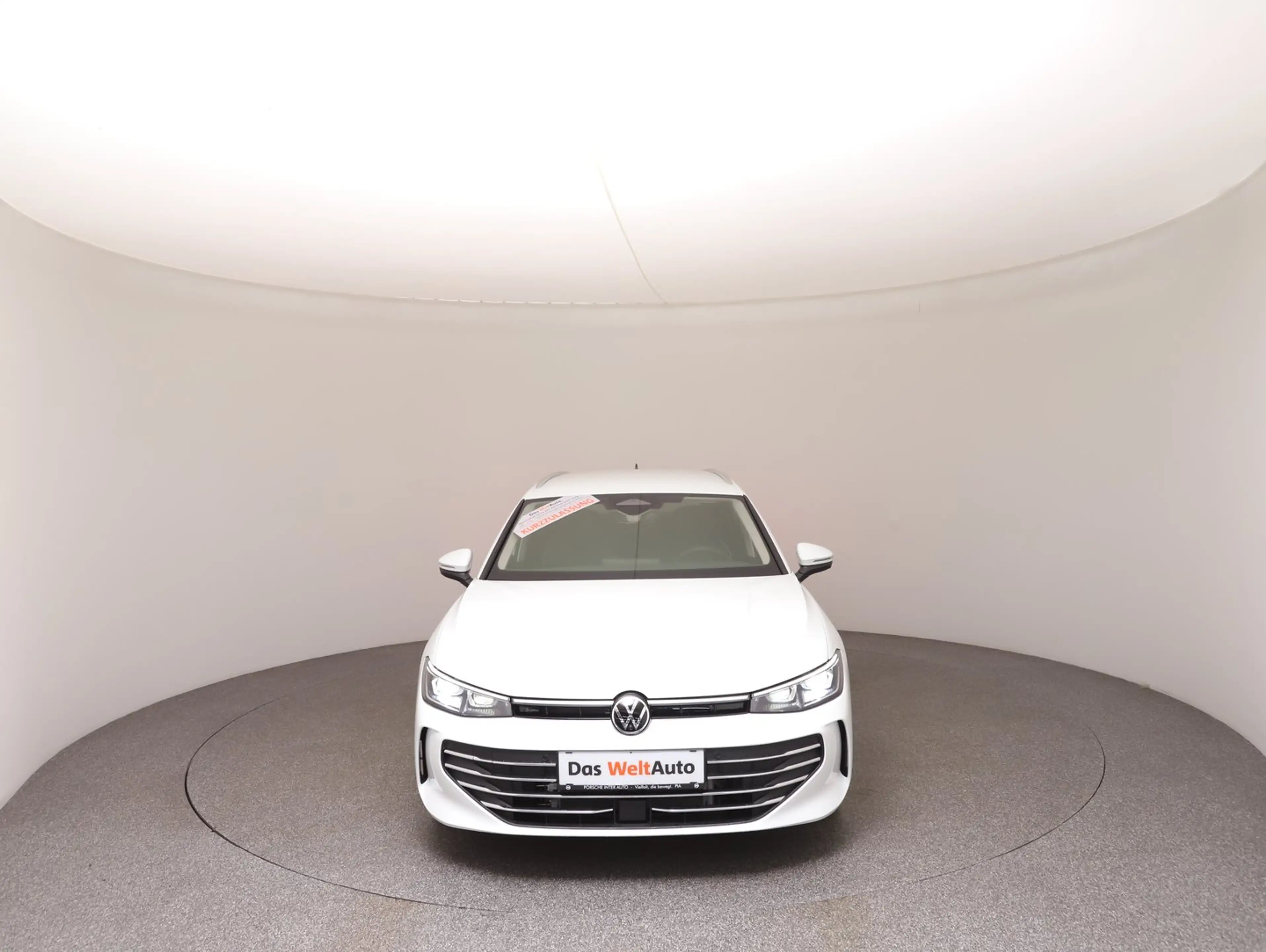 Volkswagen Passat Variant Business eHybrid 150kW — photo 2