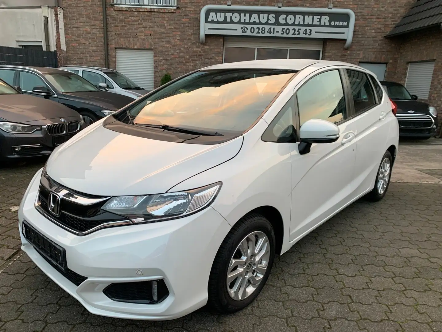 Honda Jazz 1.3 Comfort Weiß - 1