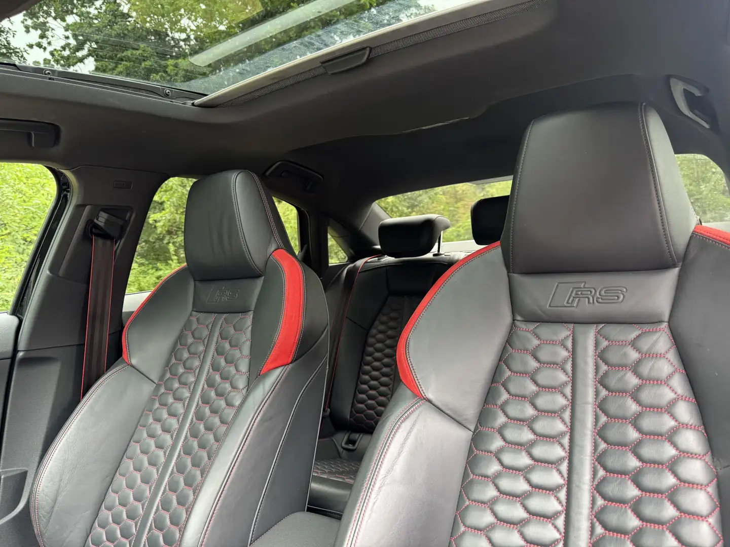 Audi RS3 Limousine 2.5 TFSI RS 3 quattro Zwart - 2