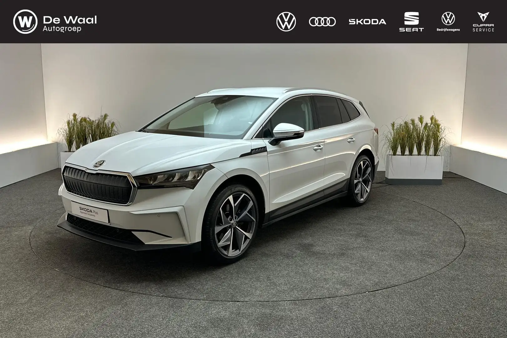 Skoda Enyaq 80 204pk | Trekhaak Zwenkbaar, 21"LM Velgen, Apple Wit - 1