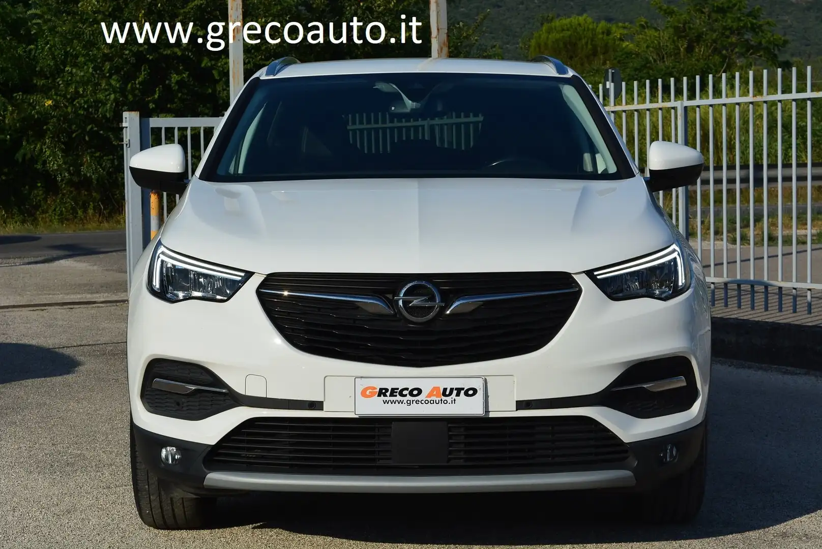 Opel Grandland X 1.5 ecotec 130 cv Innovation AT8 Bianco - 2
