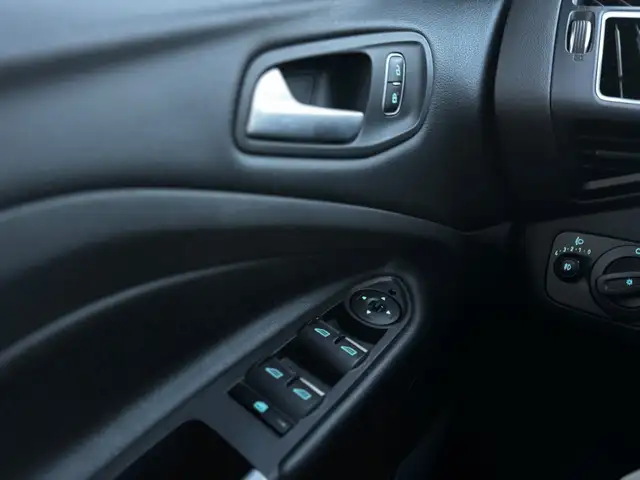 Ford Kuga view 21