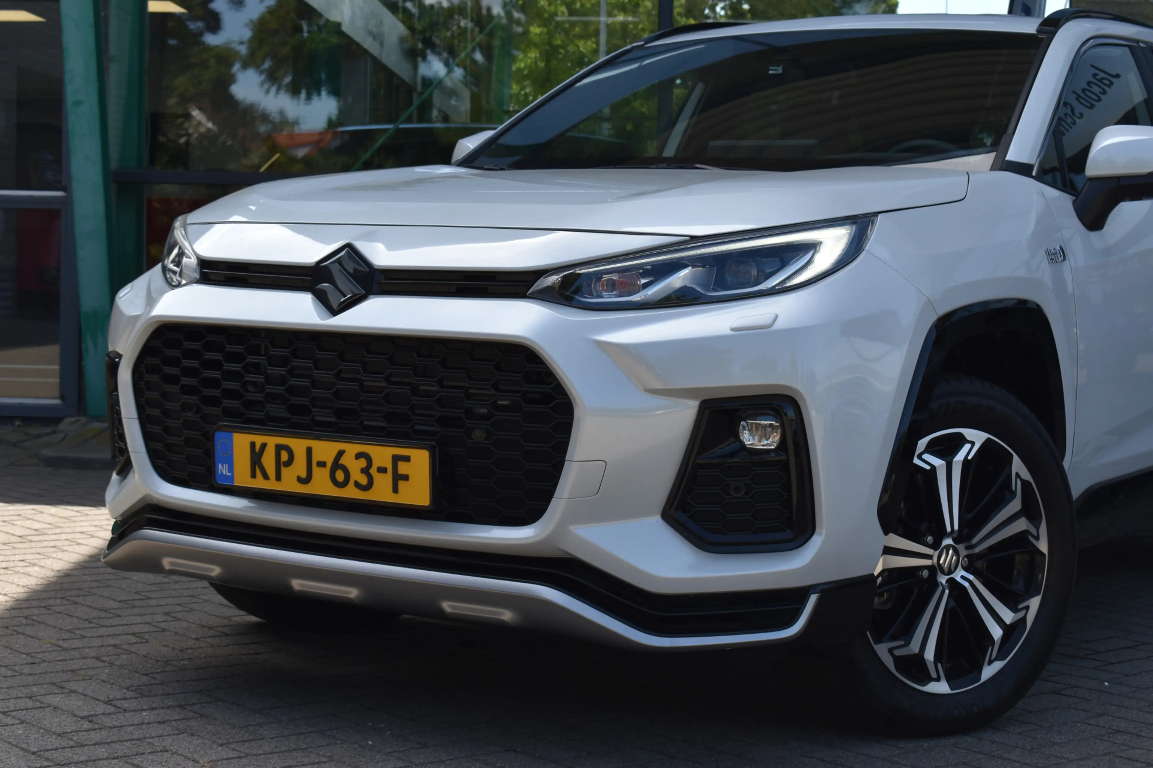 Toyota RAV 4 (Suzuki) 2.5 Plug-in Hybrid AWD Style Limited Auto — photo 5