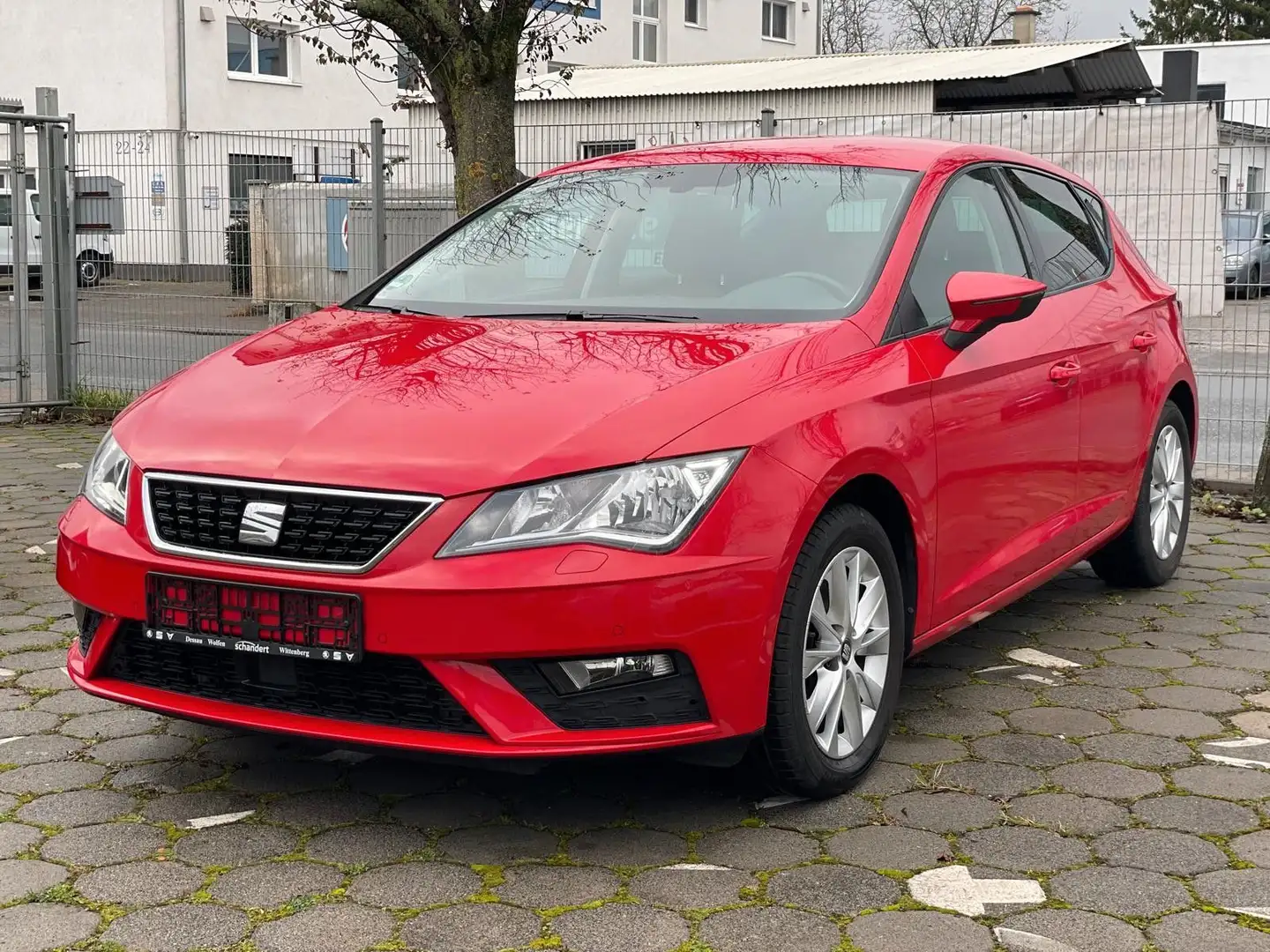 SEAT Leon 1.5 TSI Navi SH PDC 2.Hand Rot - 2