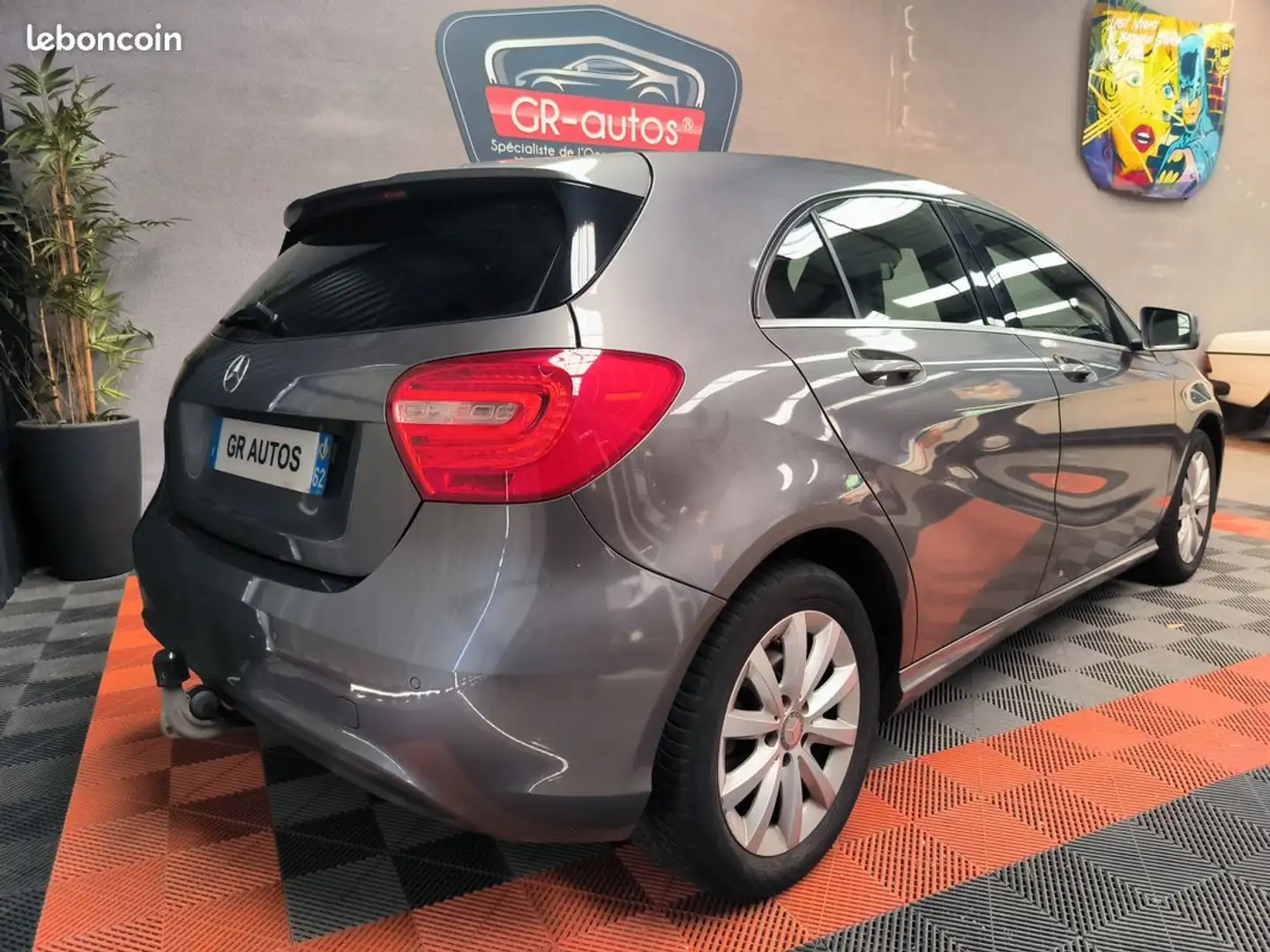 Mercedes-Benz A 160 160 CDI 1.5 90ch sensation GPS jantes sièges sport Gris - 2