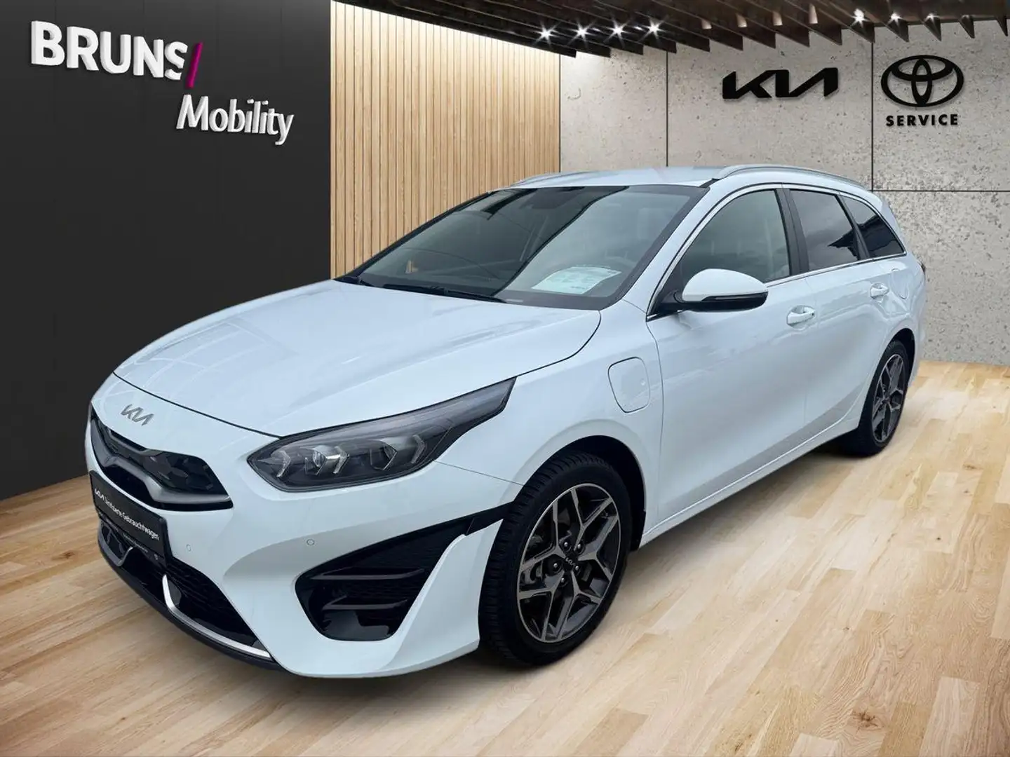 Kia Ceed SW / cee'd SW Plug-in Hybrid Platinum Edition Weiß - 2