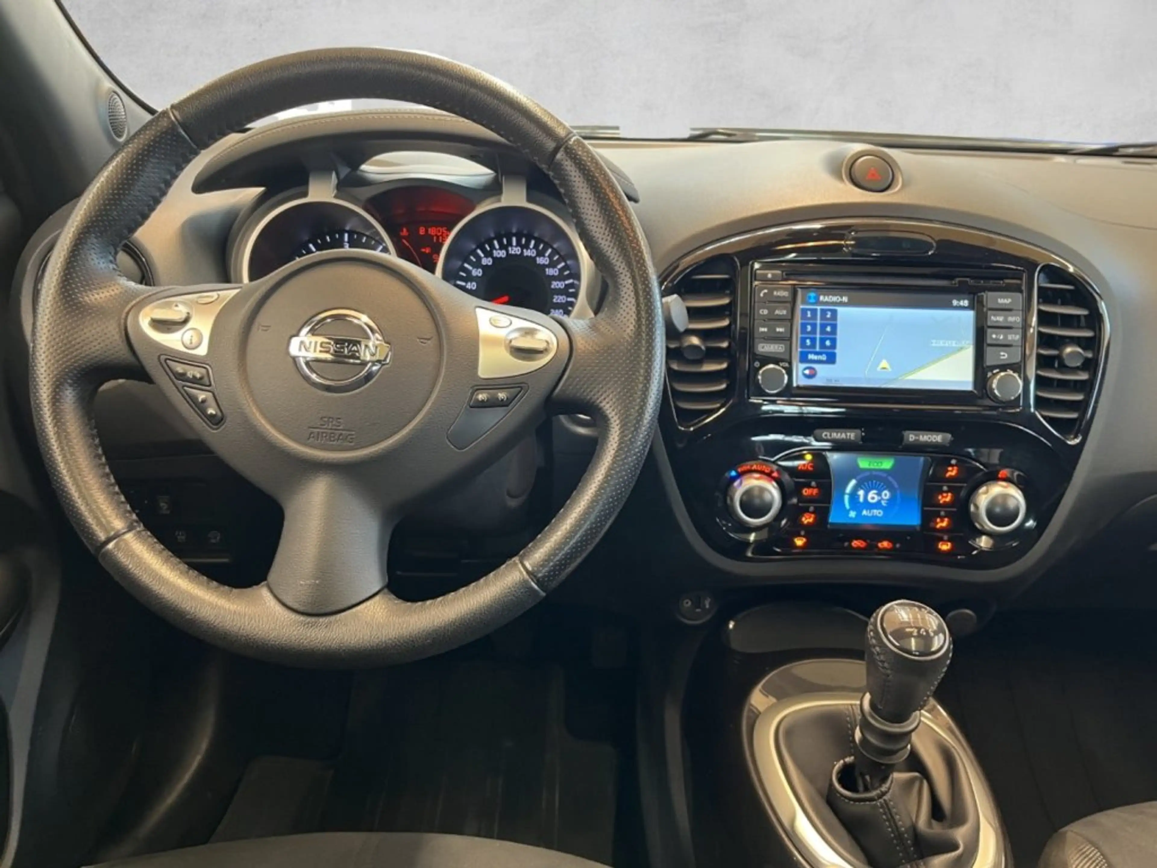 Nissan Juke 1,5 dci 6MT — photo 14